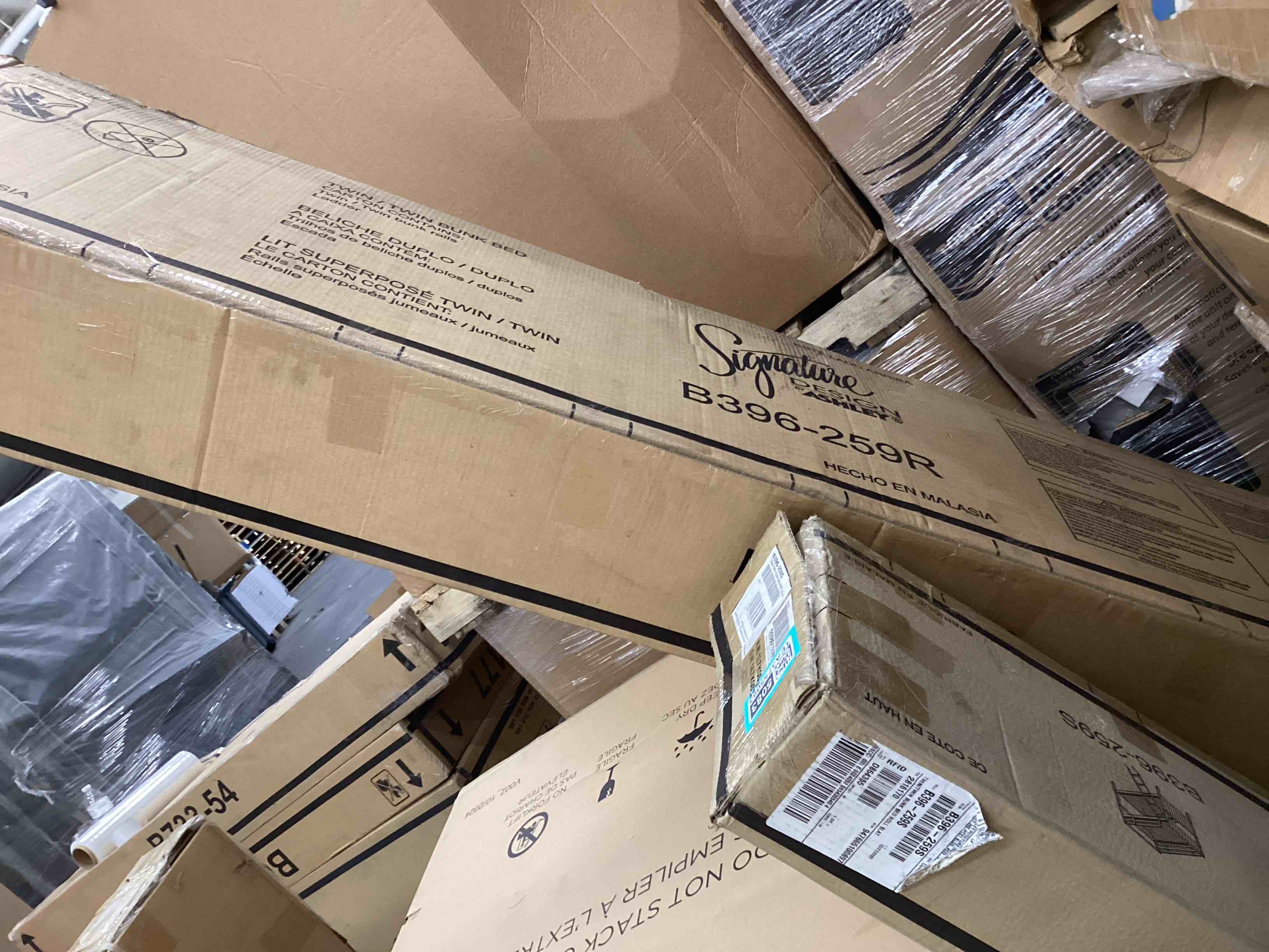 https://s3.amazonaws.com/lotting-images-prod/bidfta/TEA3755083_1775594825993.jpeg