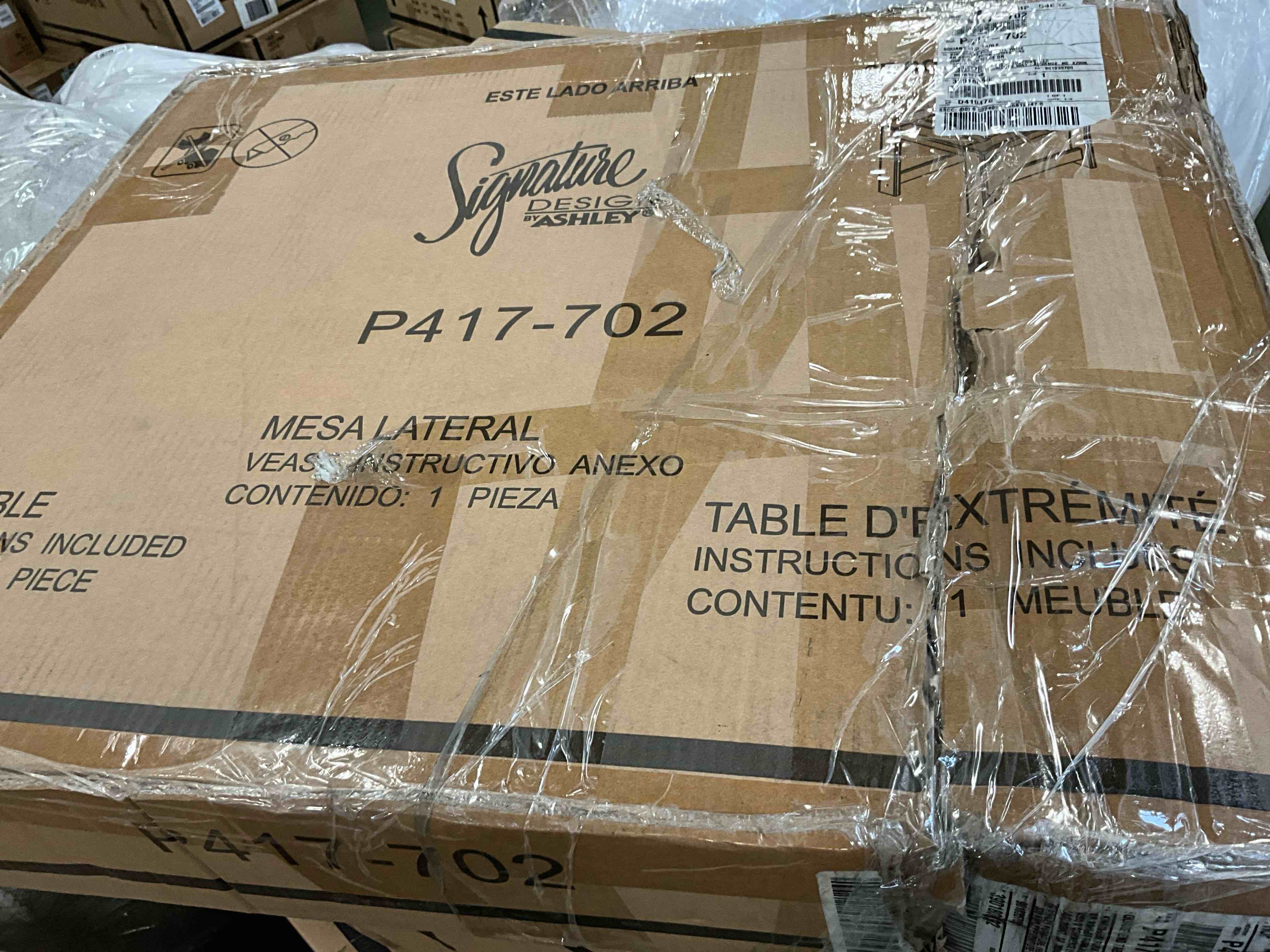 Condition photo showing Good Condition for casual amora outdoor end table charcoal gray