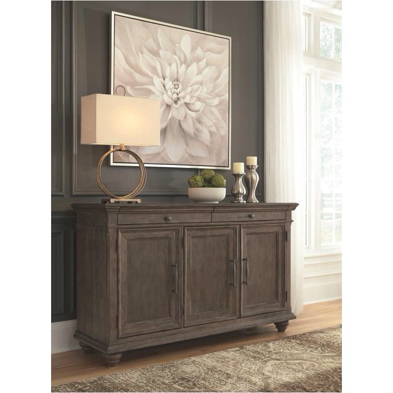 Condition photo showing New/Like New for johnelle dining room server