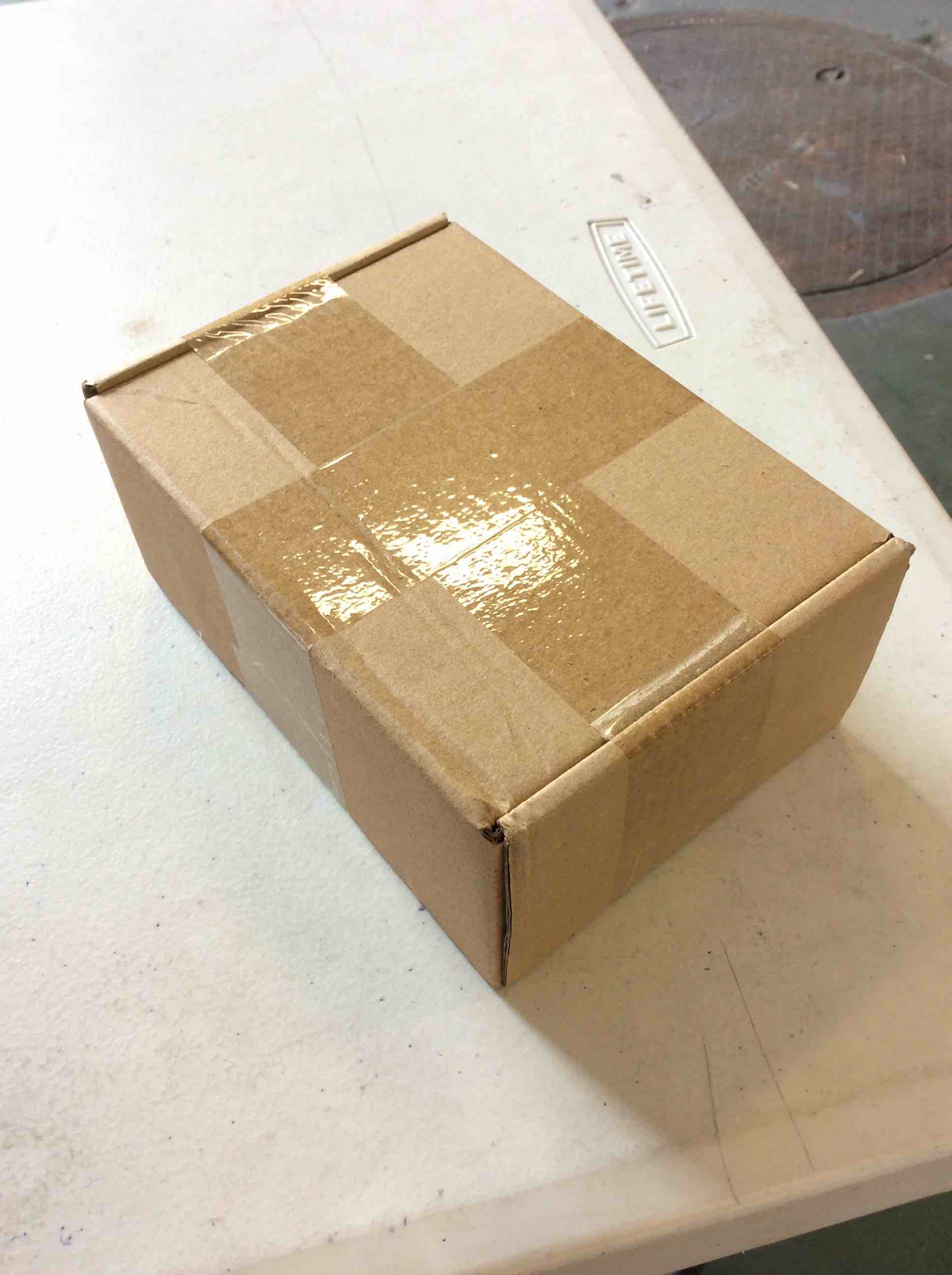 https://s3.amazonaws.com/lotting-images-prod/bidfta/TEA3839258_1777405582374.jpeg