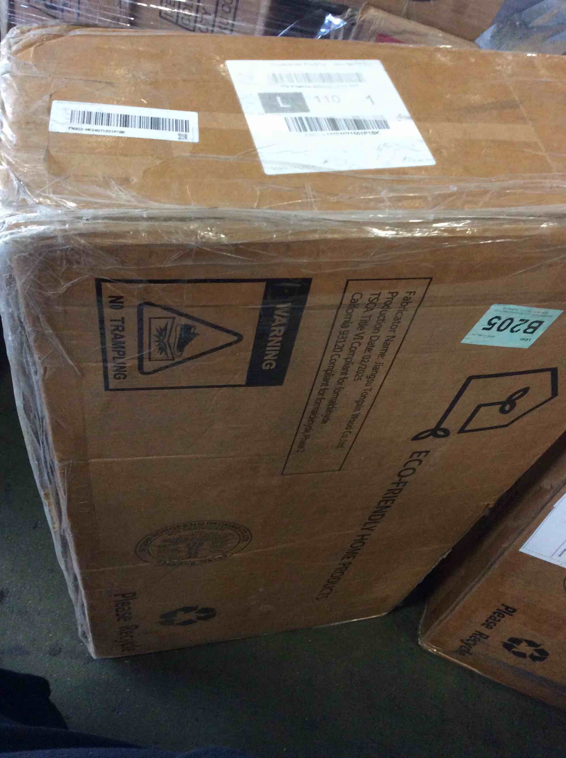 https://s3.amazonaws.com/lotting-images-prod/bidfta/TEA3840700_1781537230088.jpeg