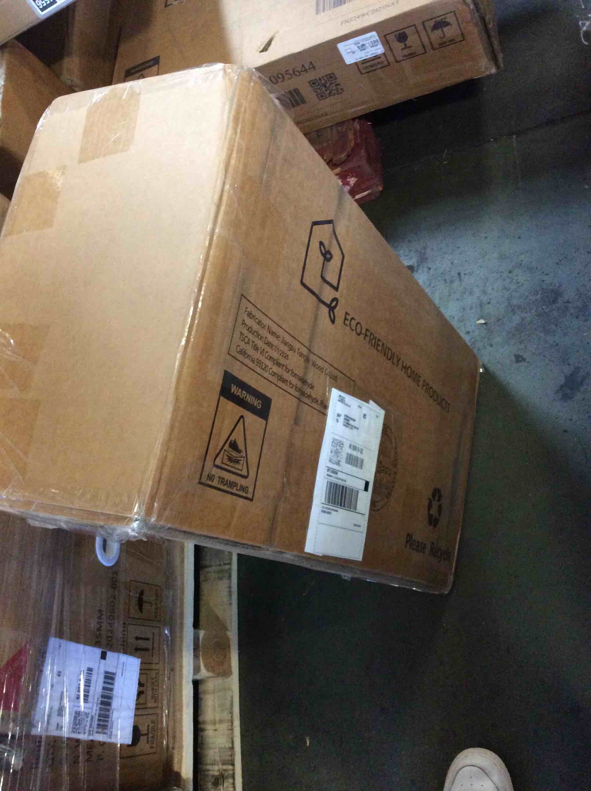 https://s3.amazonaws.com/lotting-images-prod/bidfta/TEA3840701_1781538008281.jpeg