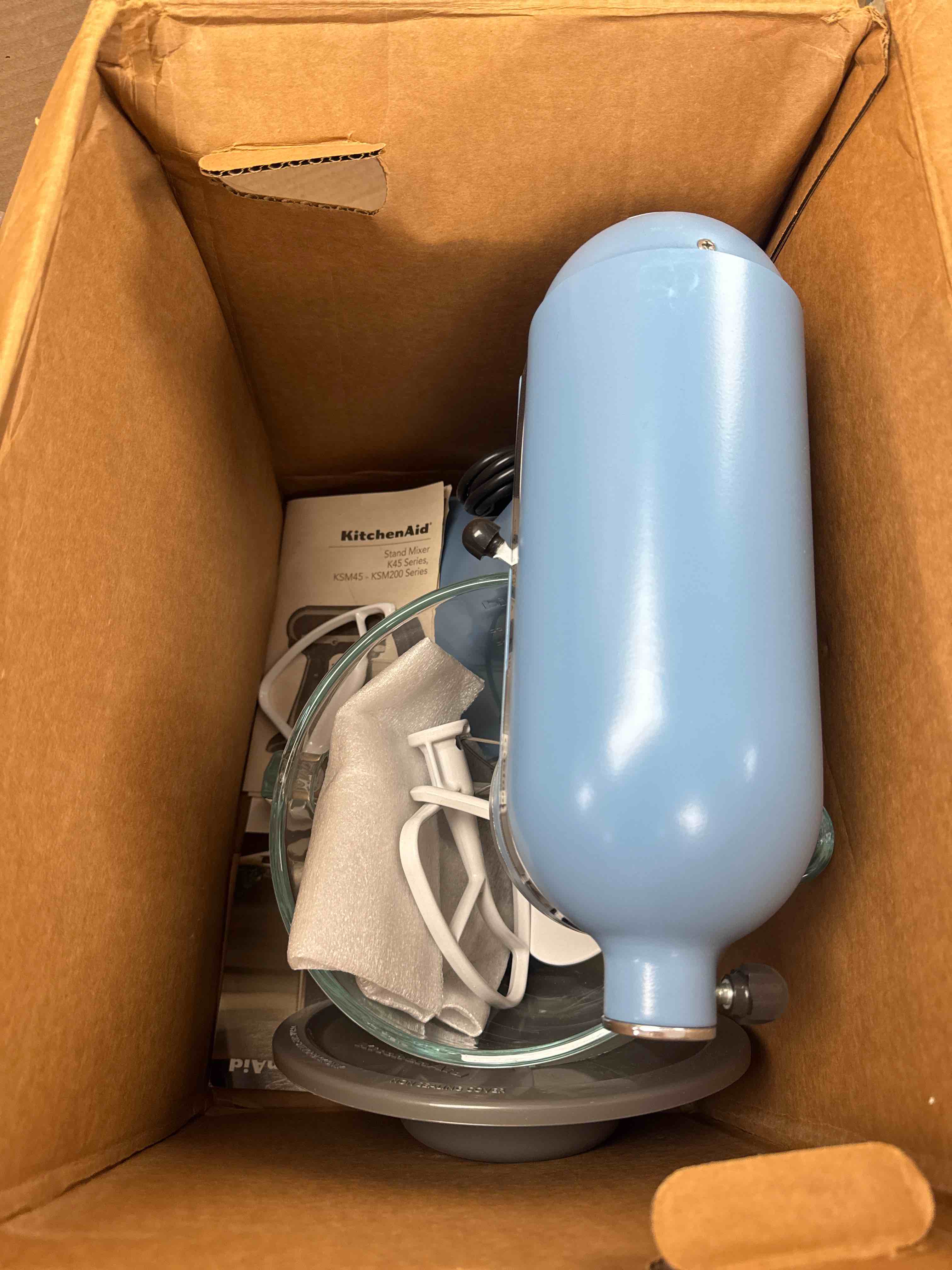 Condition photo showing New/Like New for kitchenaid 5-quart tilt head stand mixer with flex edge beater glass bowl blue velvet