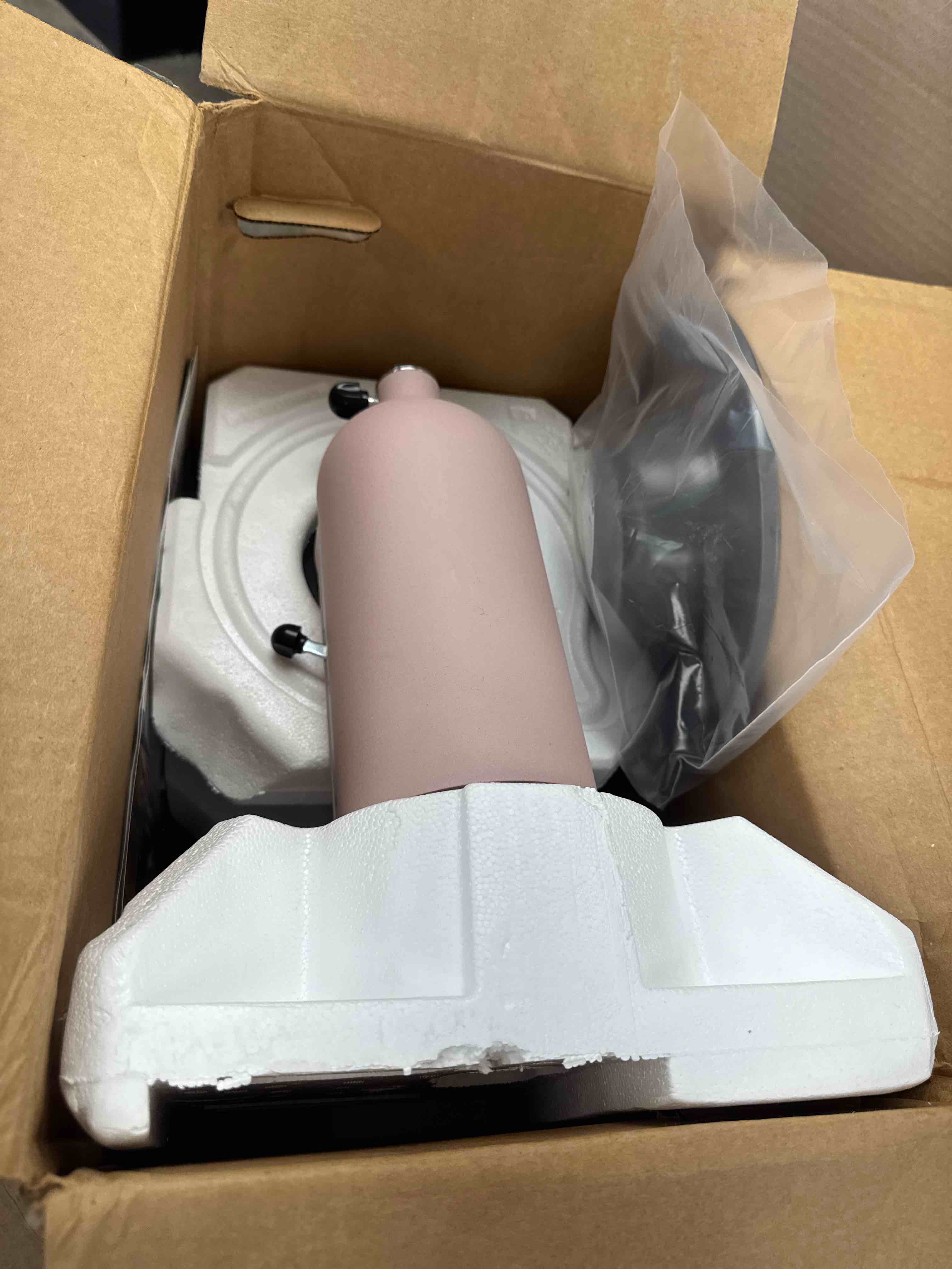 Condition photo showing New/Like New for kitchenaid 5-quart tilt head stand mixer with flex edge beater glass bowl feather pink