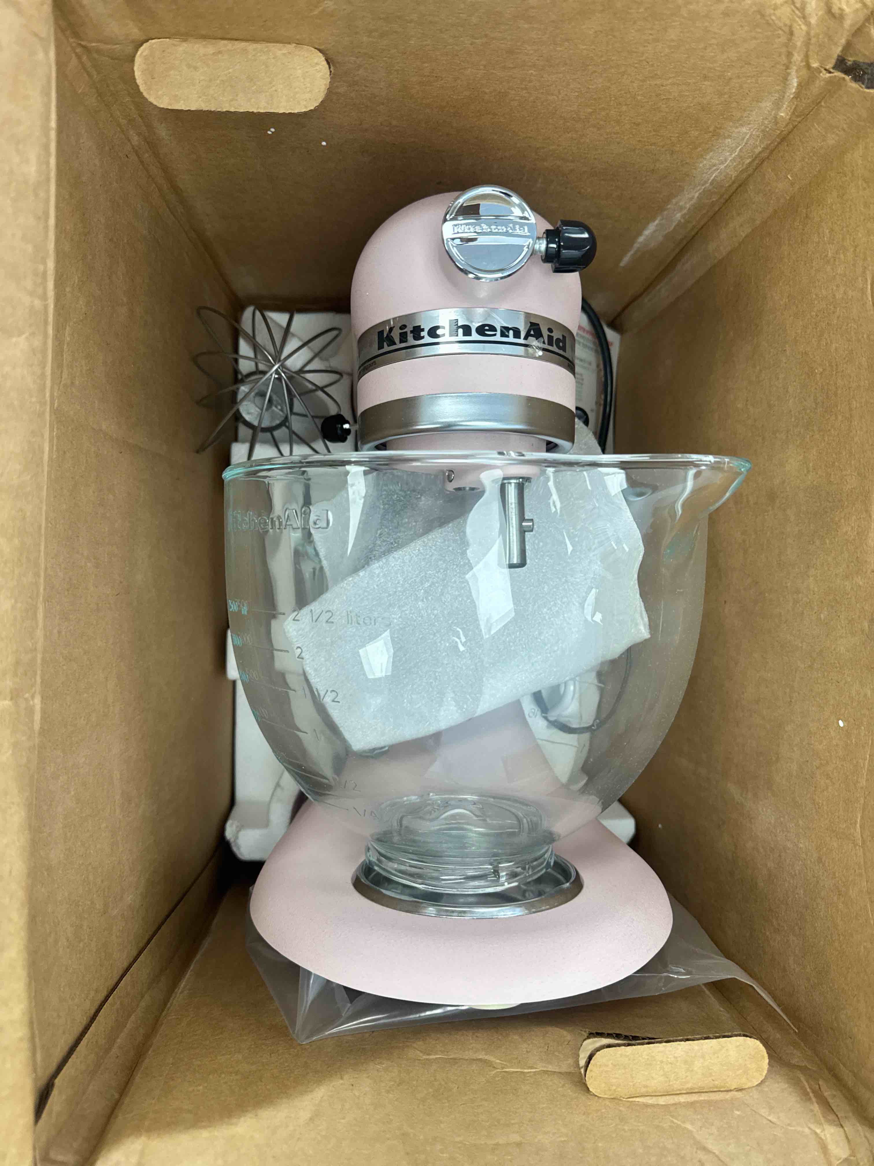 Condition photo showing New/Like New for kitchenaid 5-quart tilt head stand mixer with flex edge beater glass bowl feather pink 