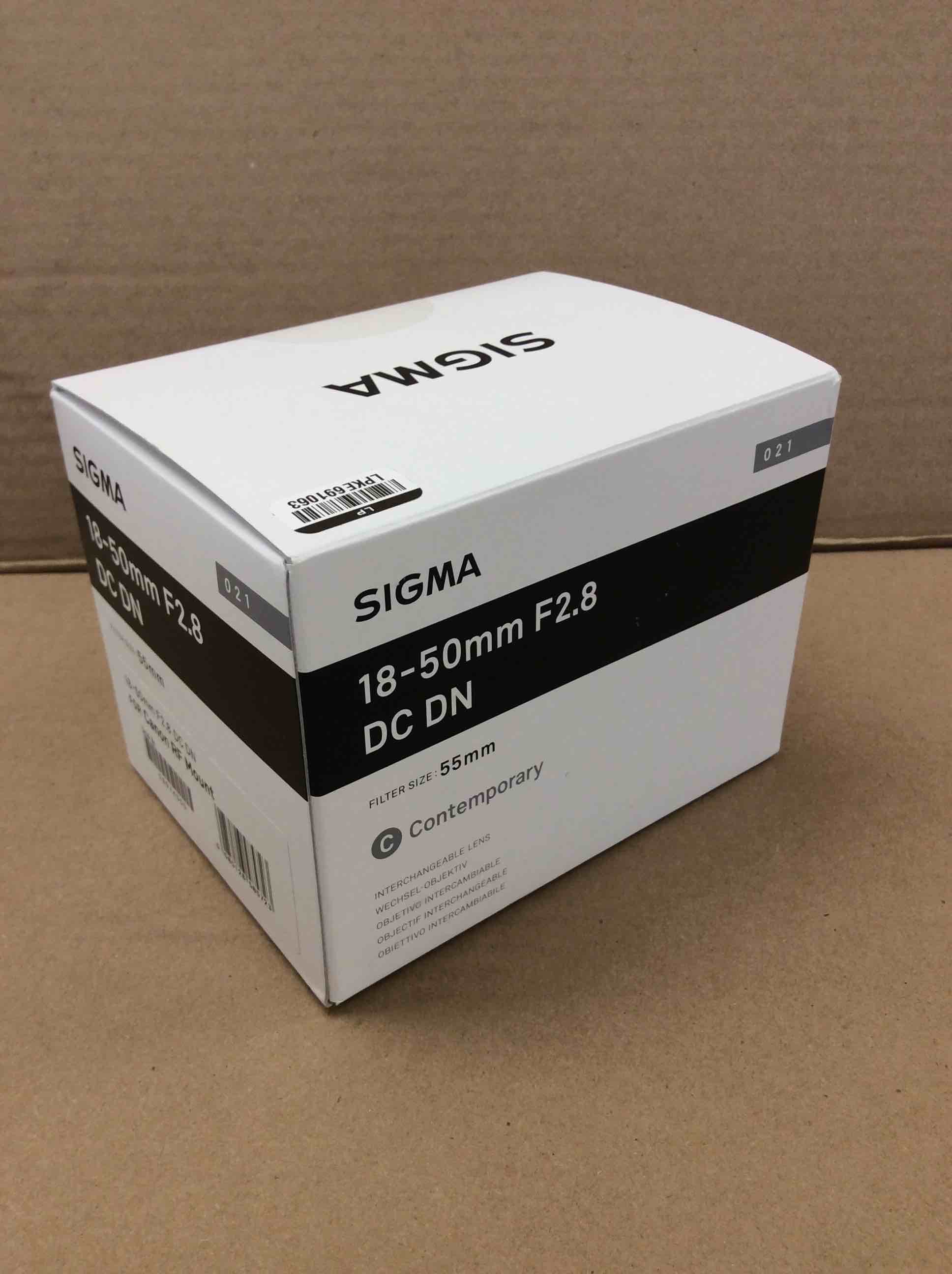 Condition photo showing New/Like New for sigma - 18-50mm f2.8 dc dn contemporary canon rf