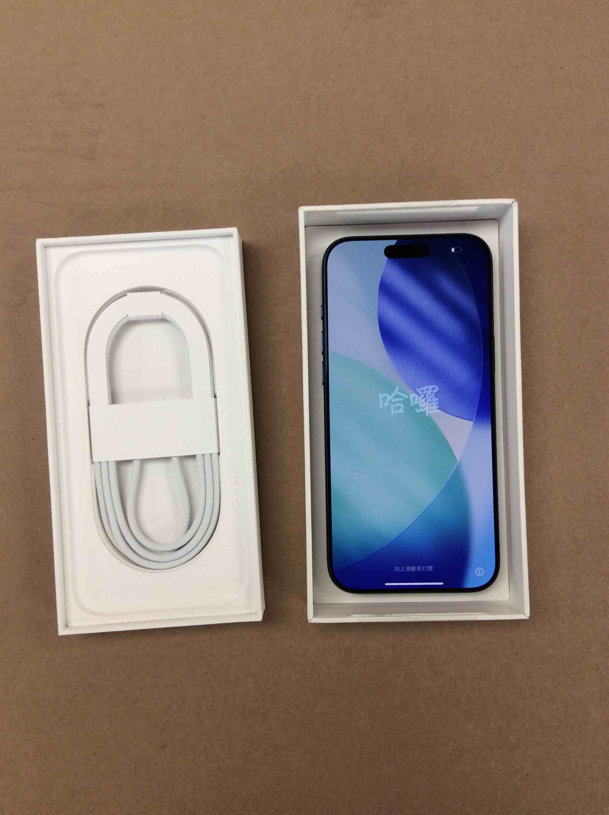 Condition photo showing New/Like New for apple iphone 17 pro max mfxj4ll iphone 17 pro max 256gb - deep blue