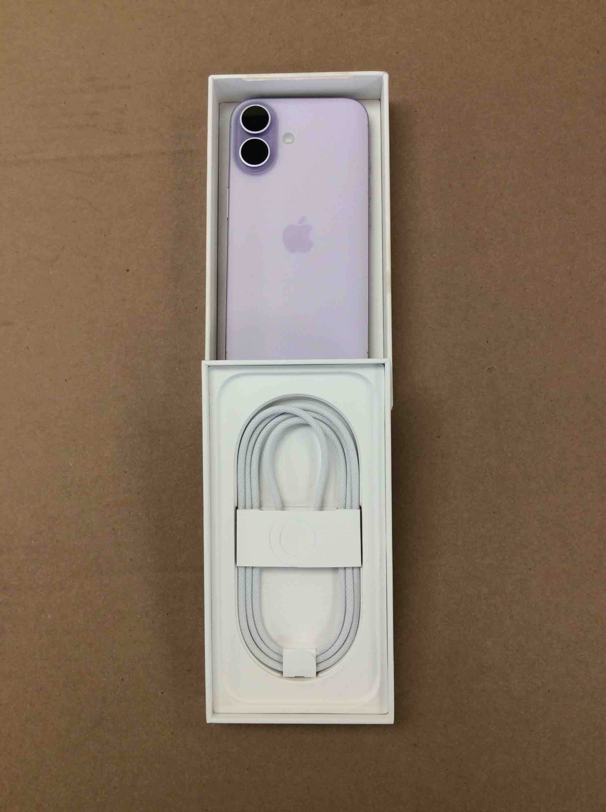 Condition photo showing New/Like New for apple iphone 17 256gb in lavender | smartphone