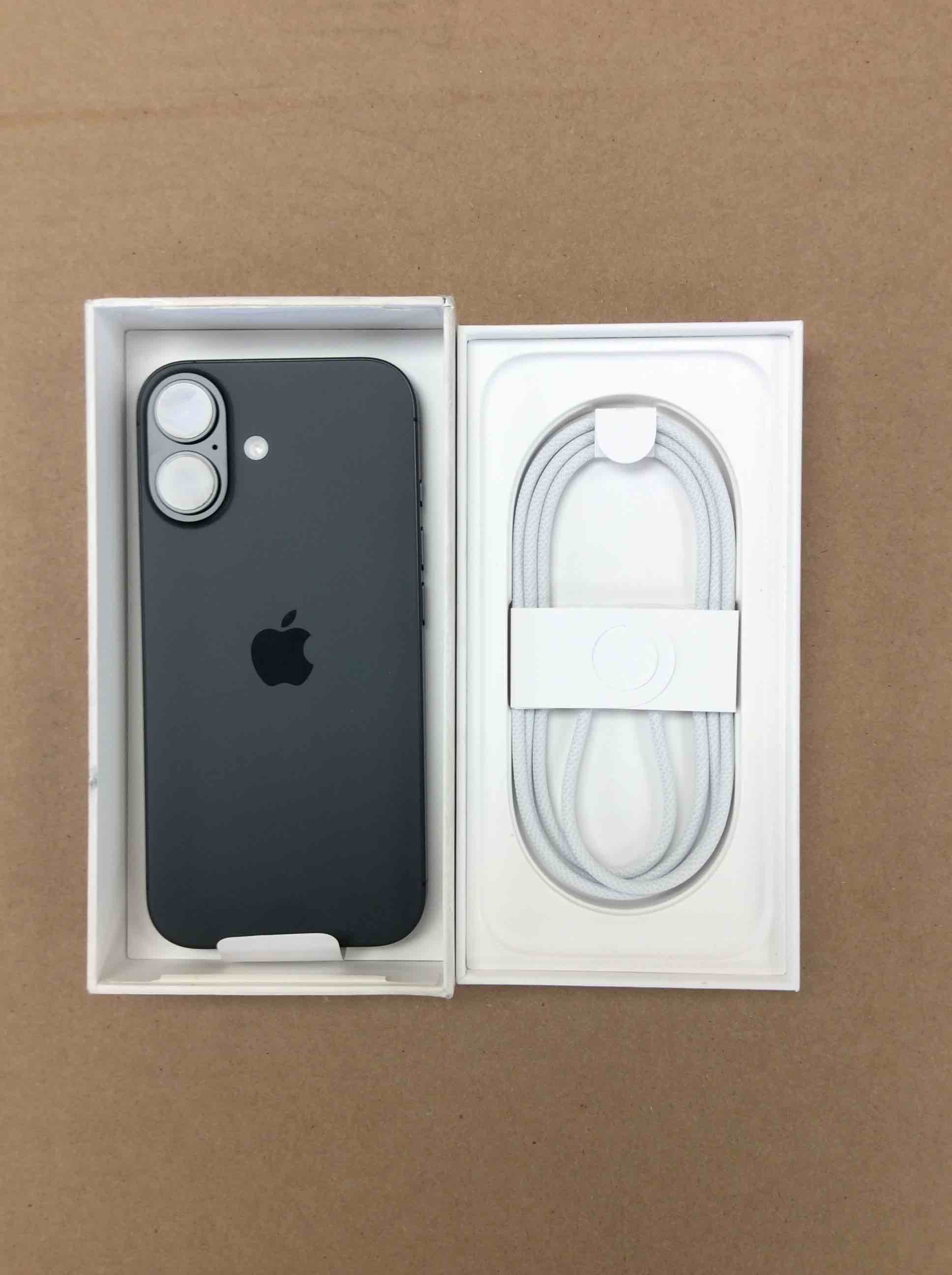 Condition photo showing New/Like New for apple iphone 17 256gb in black | smartphone
