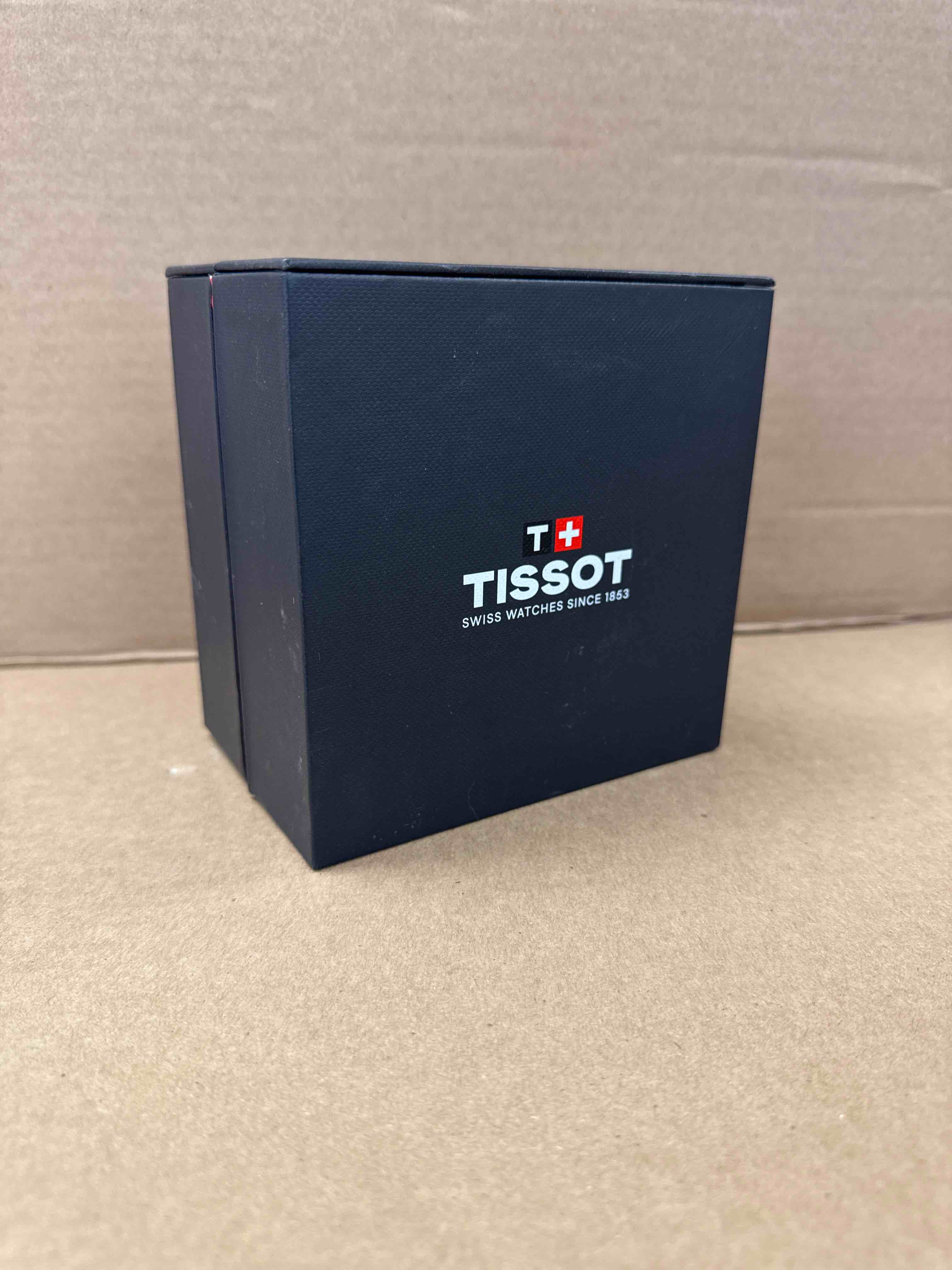 https://s3.amazonaws.com/lotting-images-prod/bidfta/TEA3852820_1778079171748.jpeg