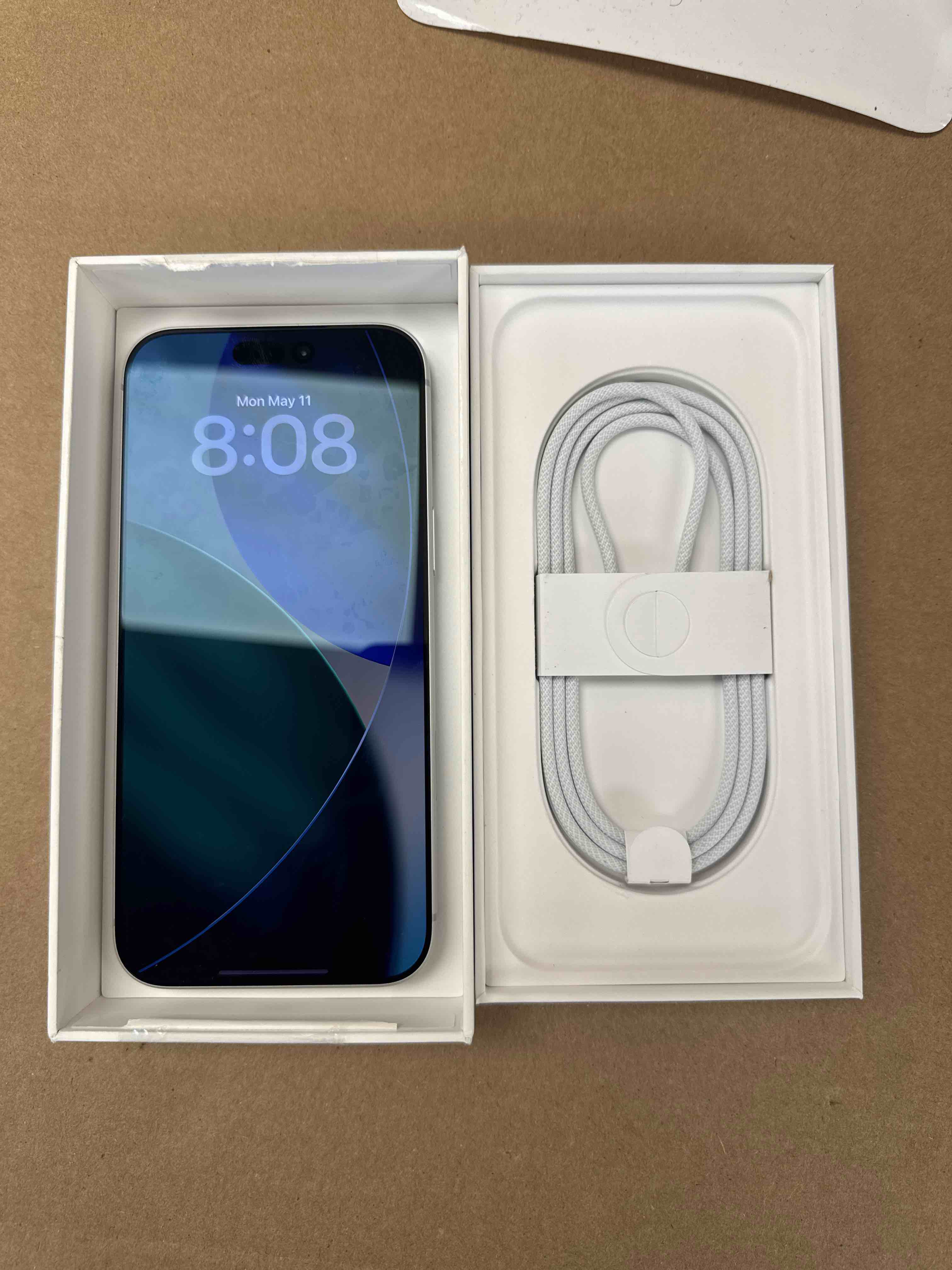 https://s3.amazonaws.com/lotting-images-prod/bidfta/TEA3852844_1778512136217.jpeg