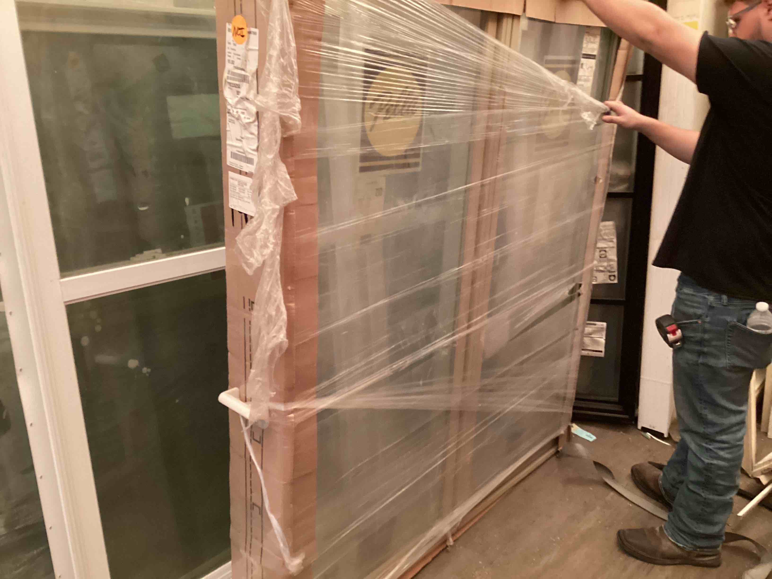 Condition photo showing New/Like New for pella double window