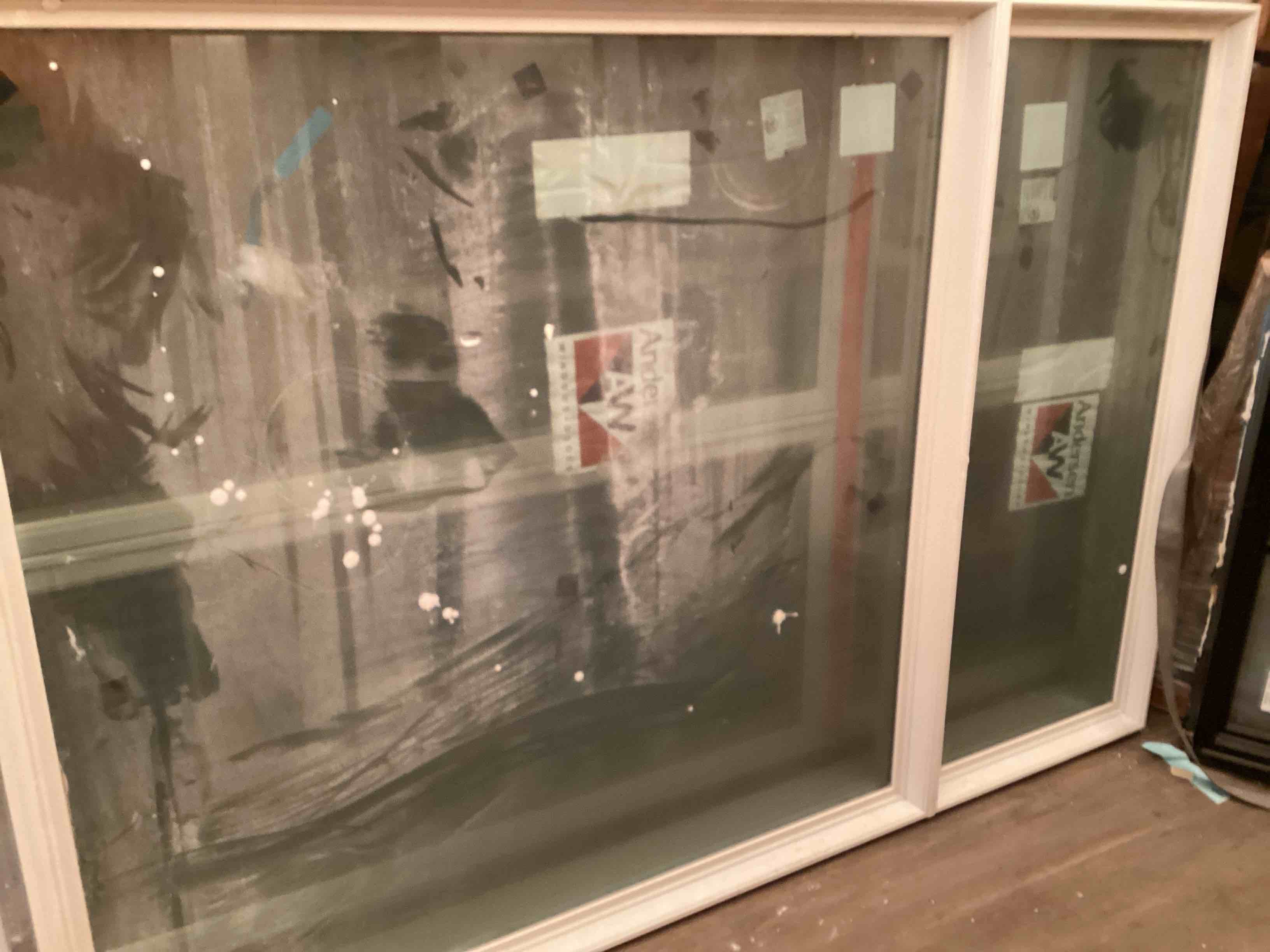 Condition photo showing Good Condition for anderson double picture window