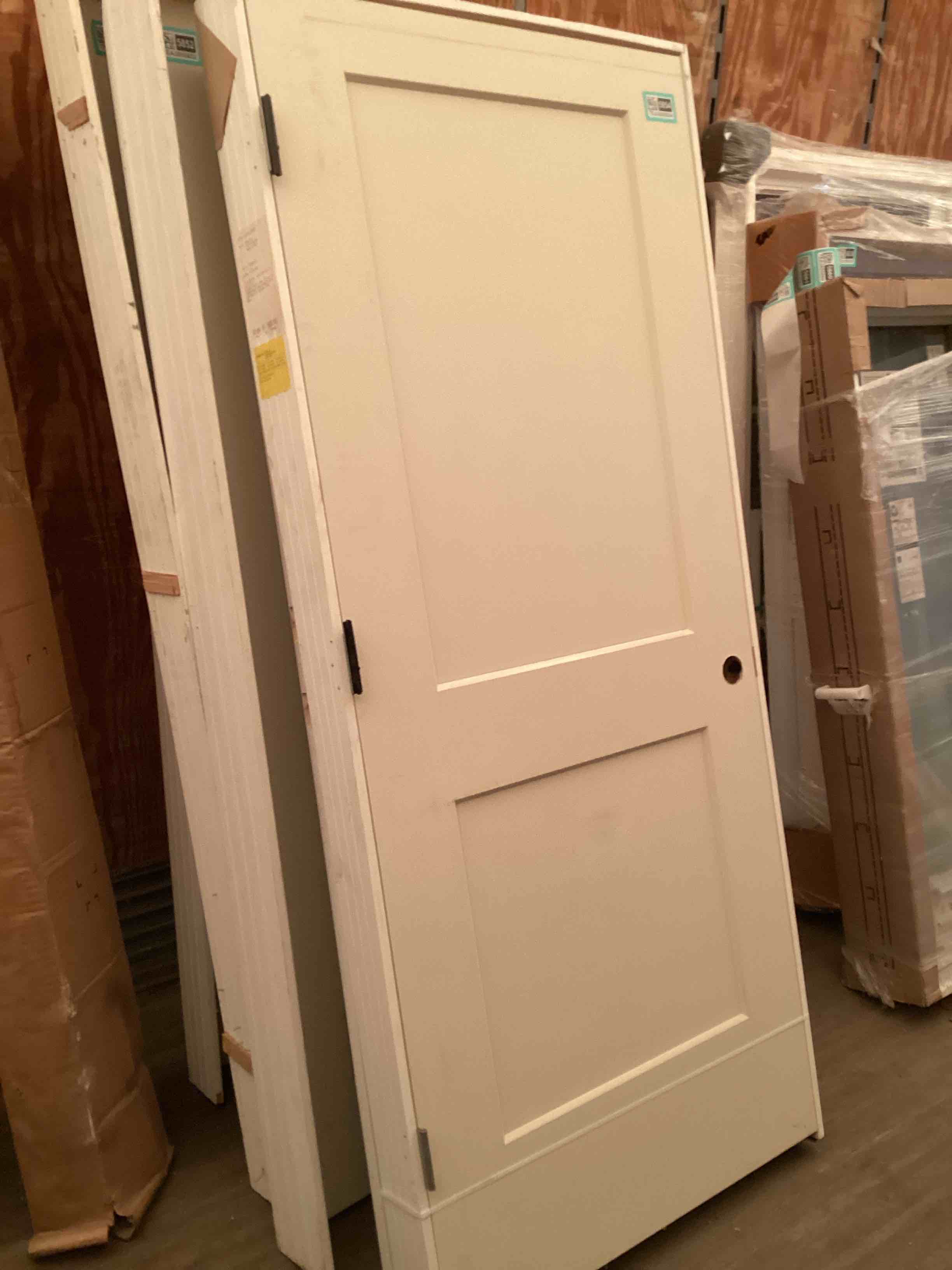 Condition photo showing Good Condition for interior door