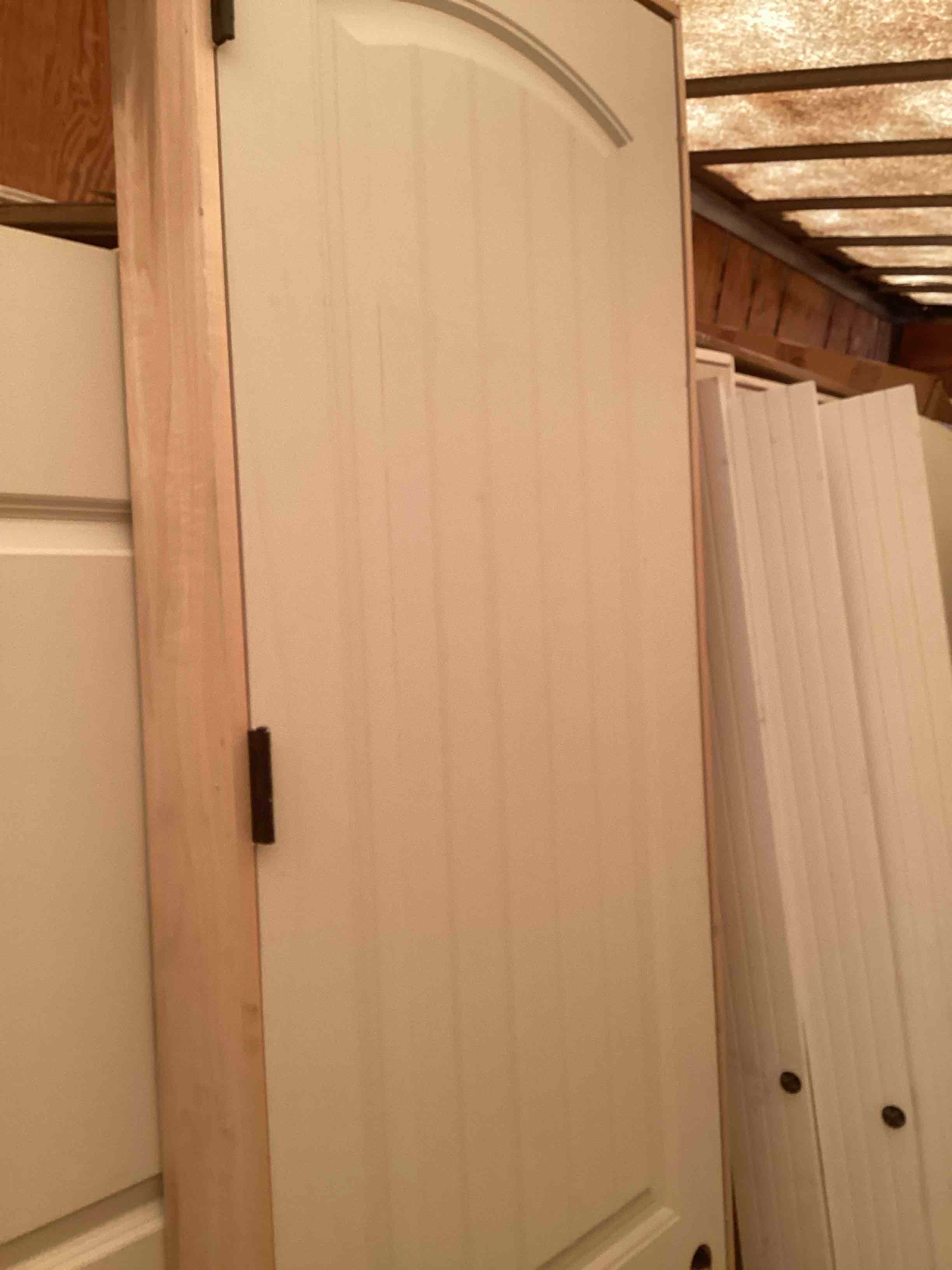 Condition photo showing New/Like New for interior door 
