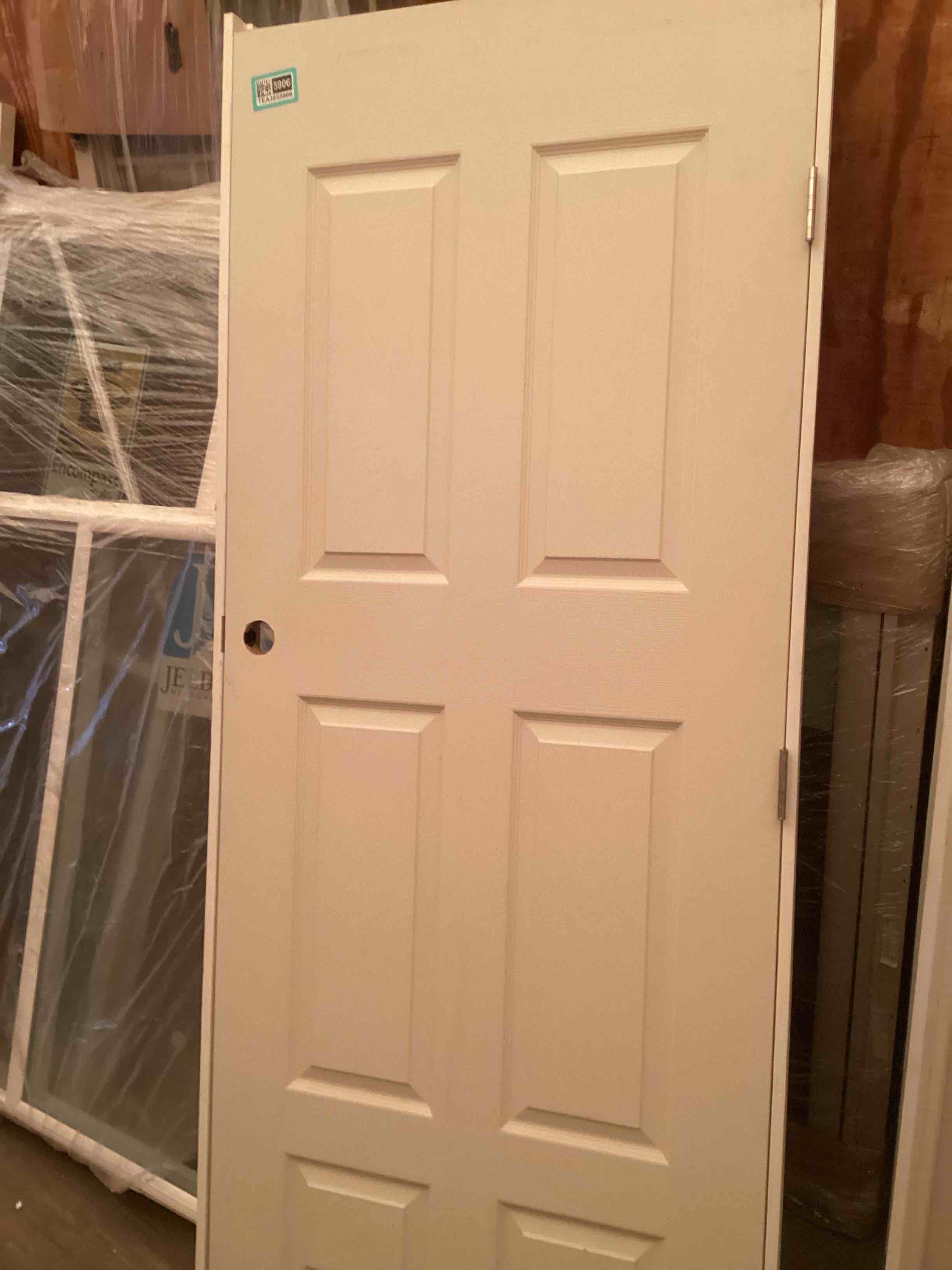 Condition photo showing Good Condition for interior door