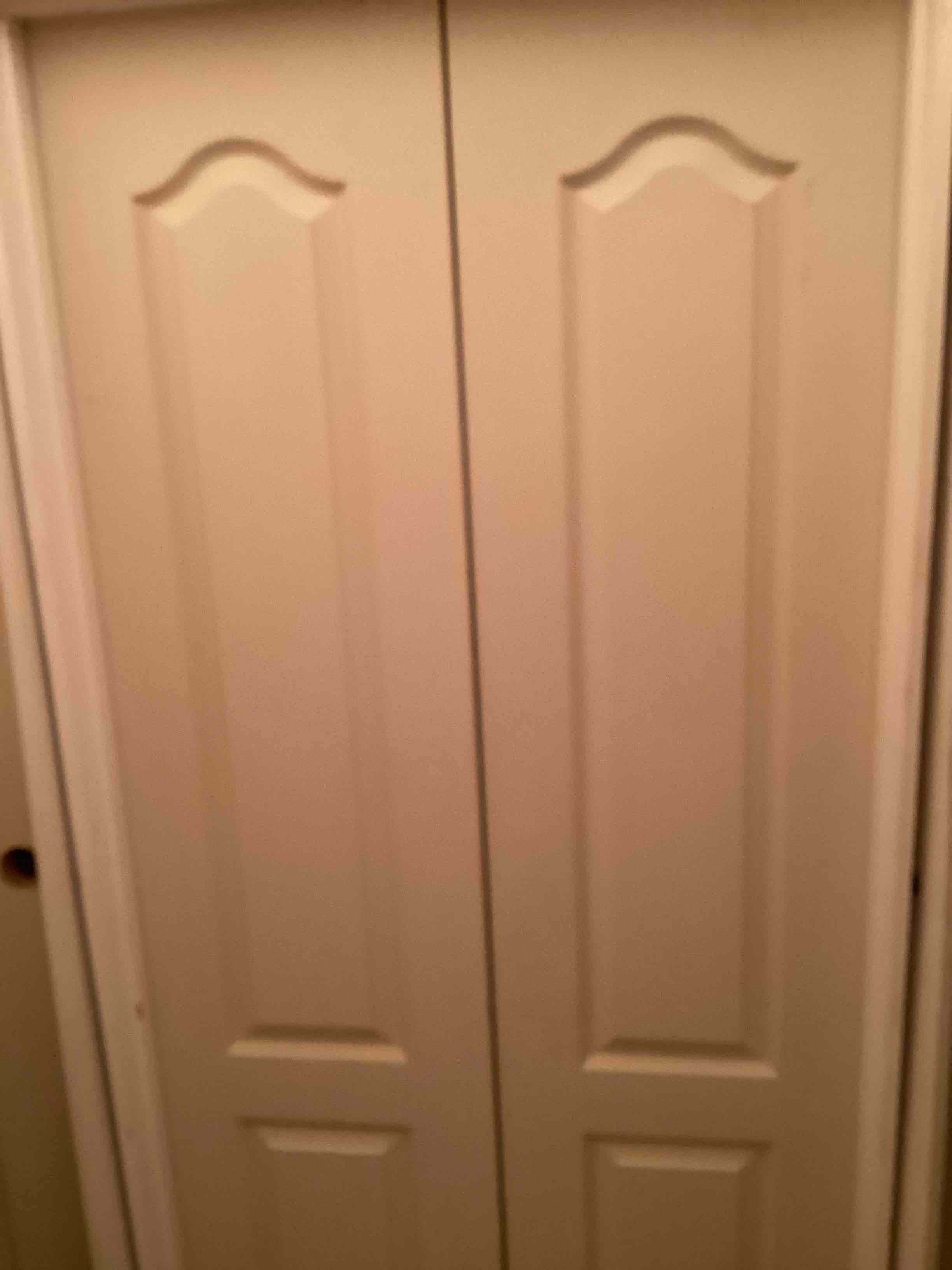 Condition photo showing Good Condition for double interior door 