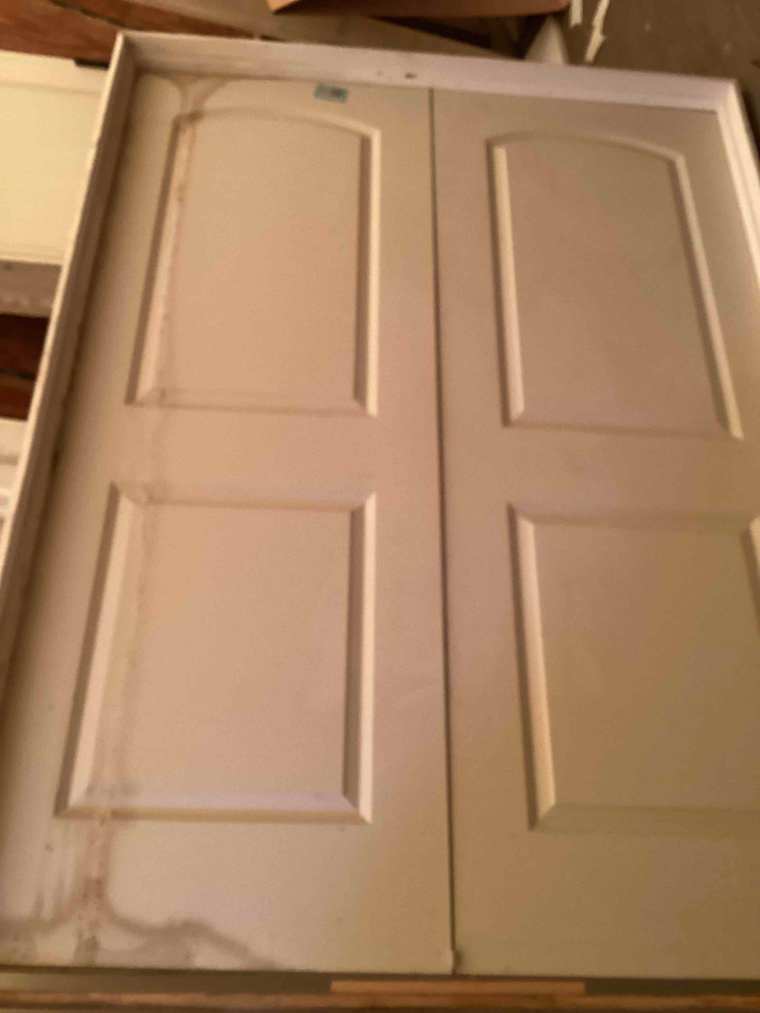 Condition photo showing Good Condition for double interior door