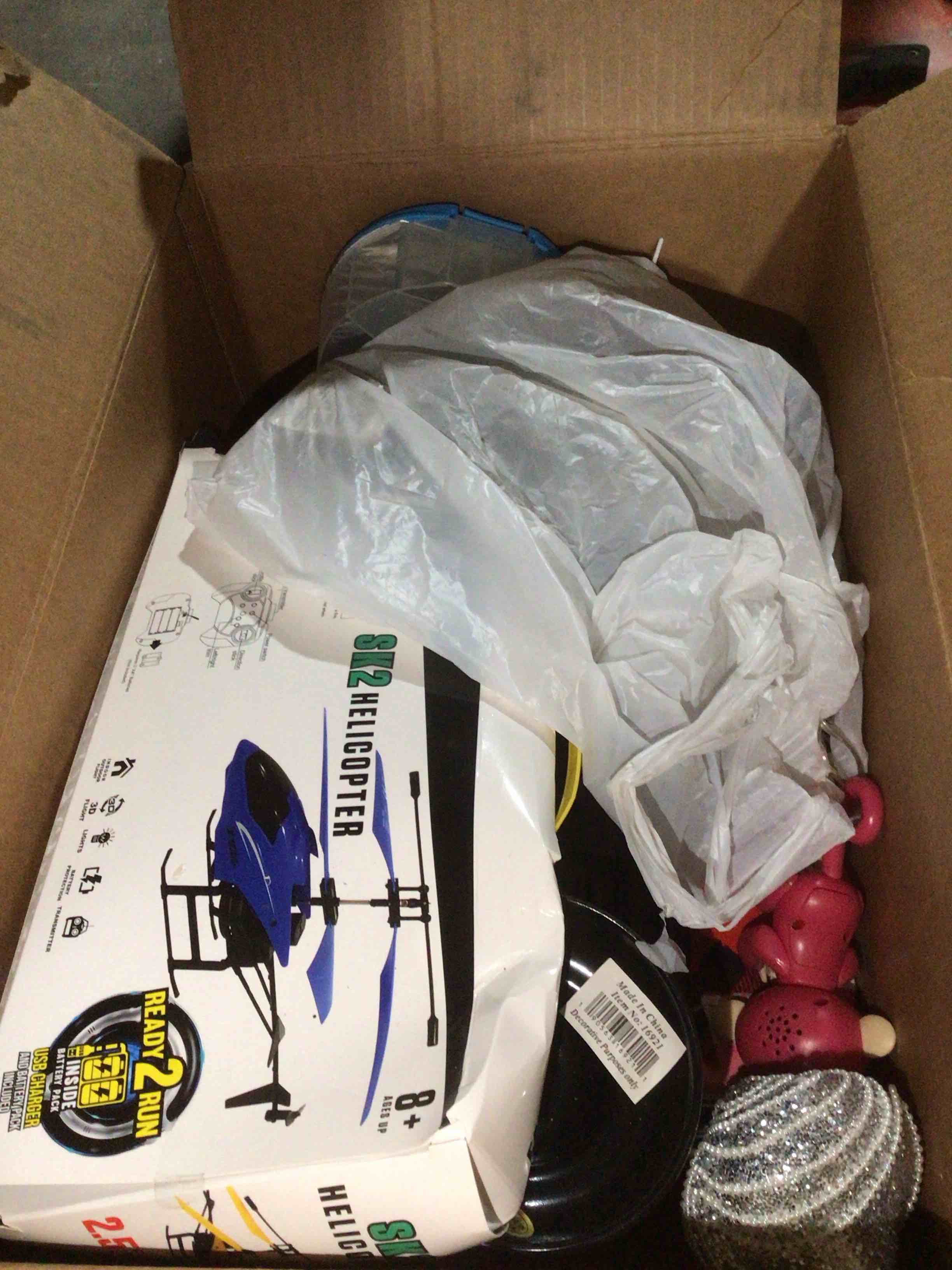 box lot of miscellaneous items 