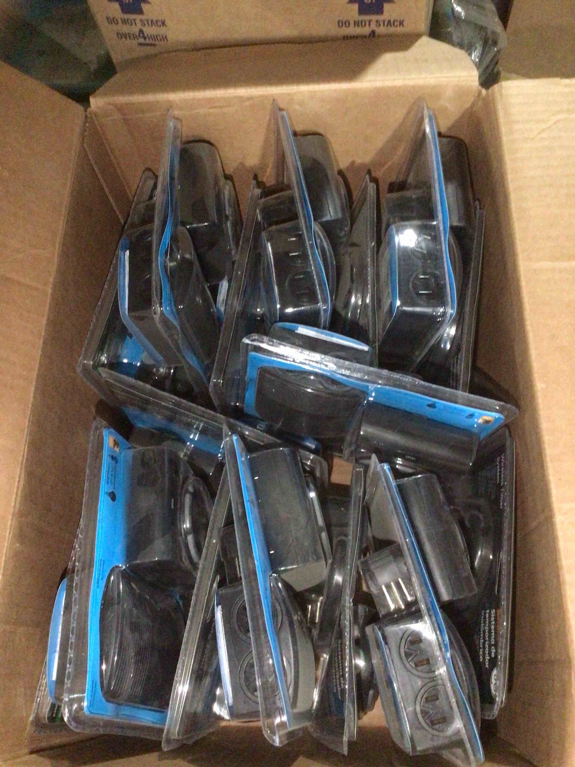 box lot of miscellaneous items 