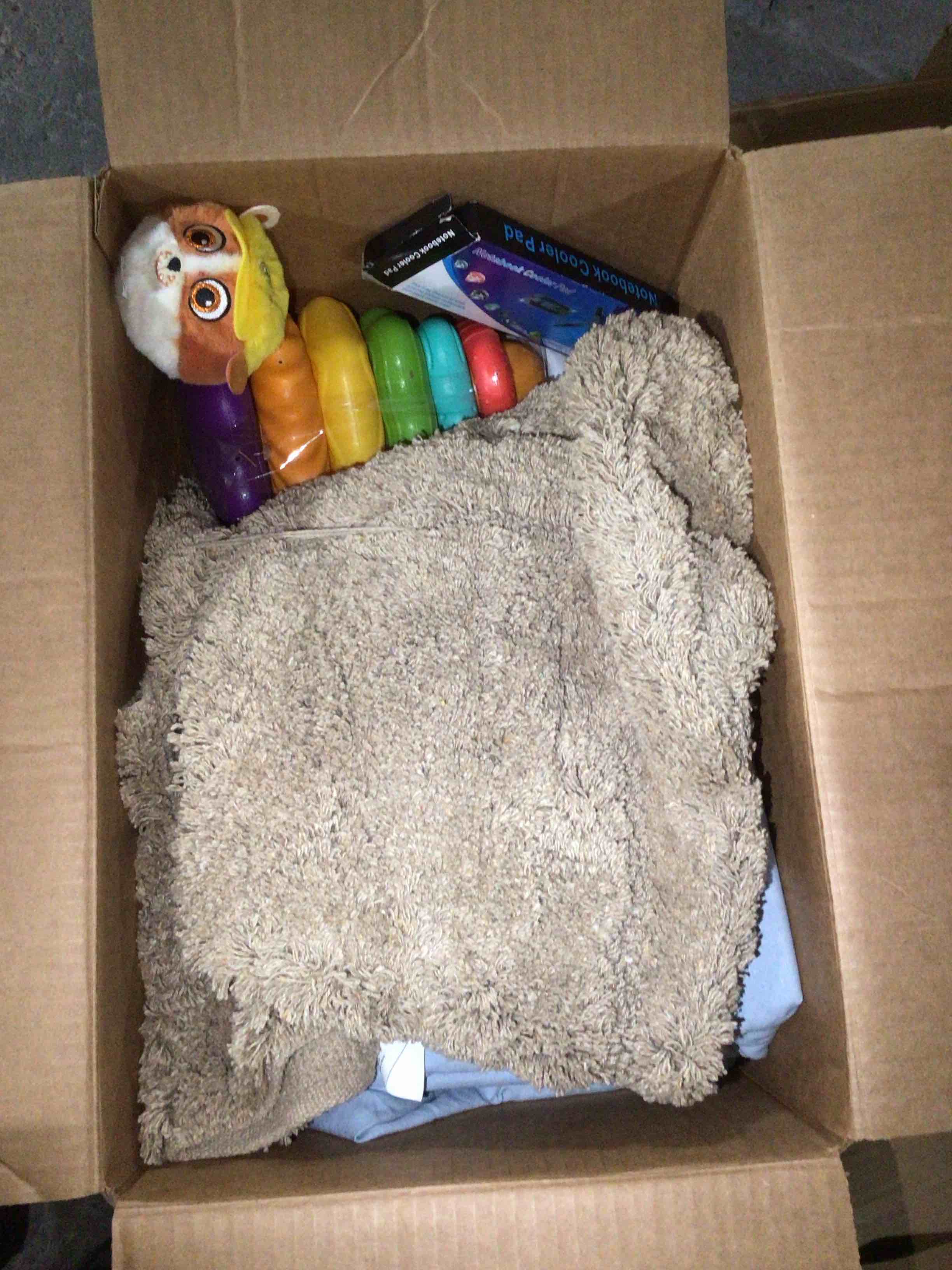box lot of miscellaneous items 
