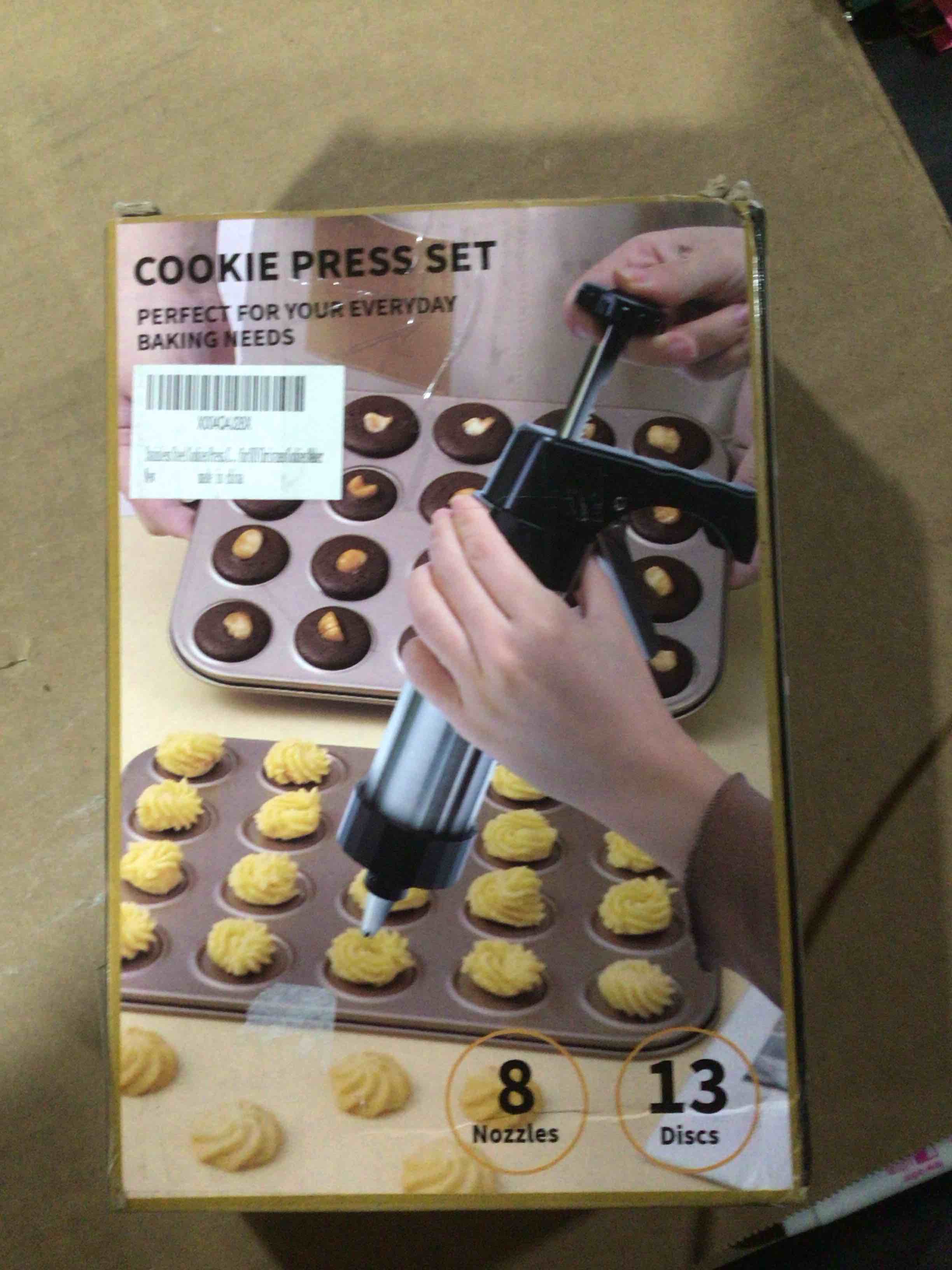 Condition photo showing Good Condition for Stainless Steel Cookies Press,Cookie Press Gun Kit with 13 Cookie Discs and 8 Piping Tips for DIY Christmas Cookies Maker
