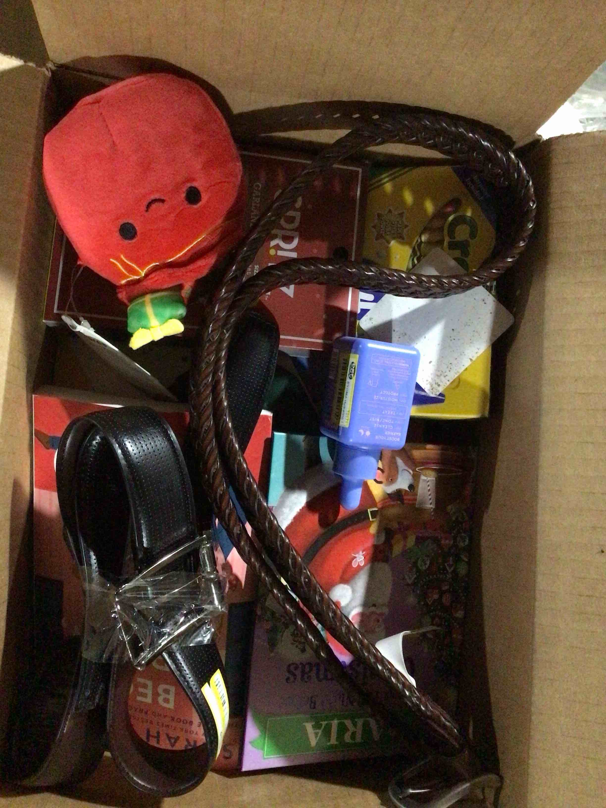 box lot of miscellaneous items 