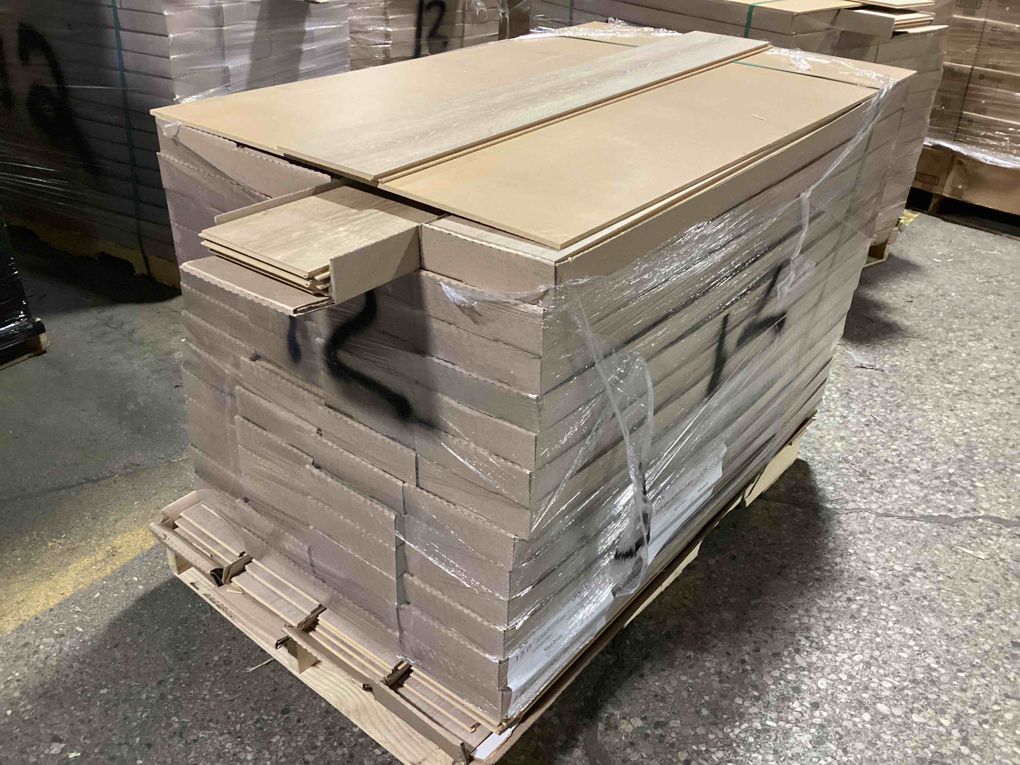 738.93 Sq.Ft. Of 12mm Laminate Flooring, Your Bid Per Sq.Ft