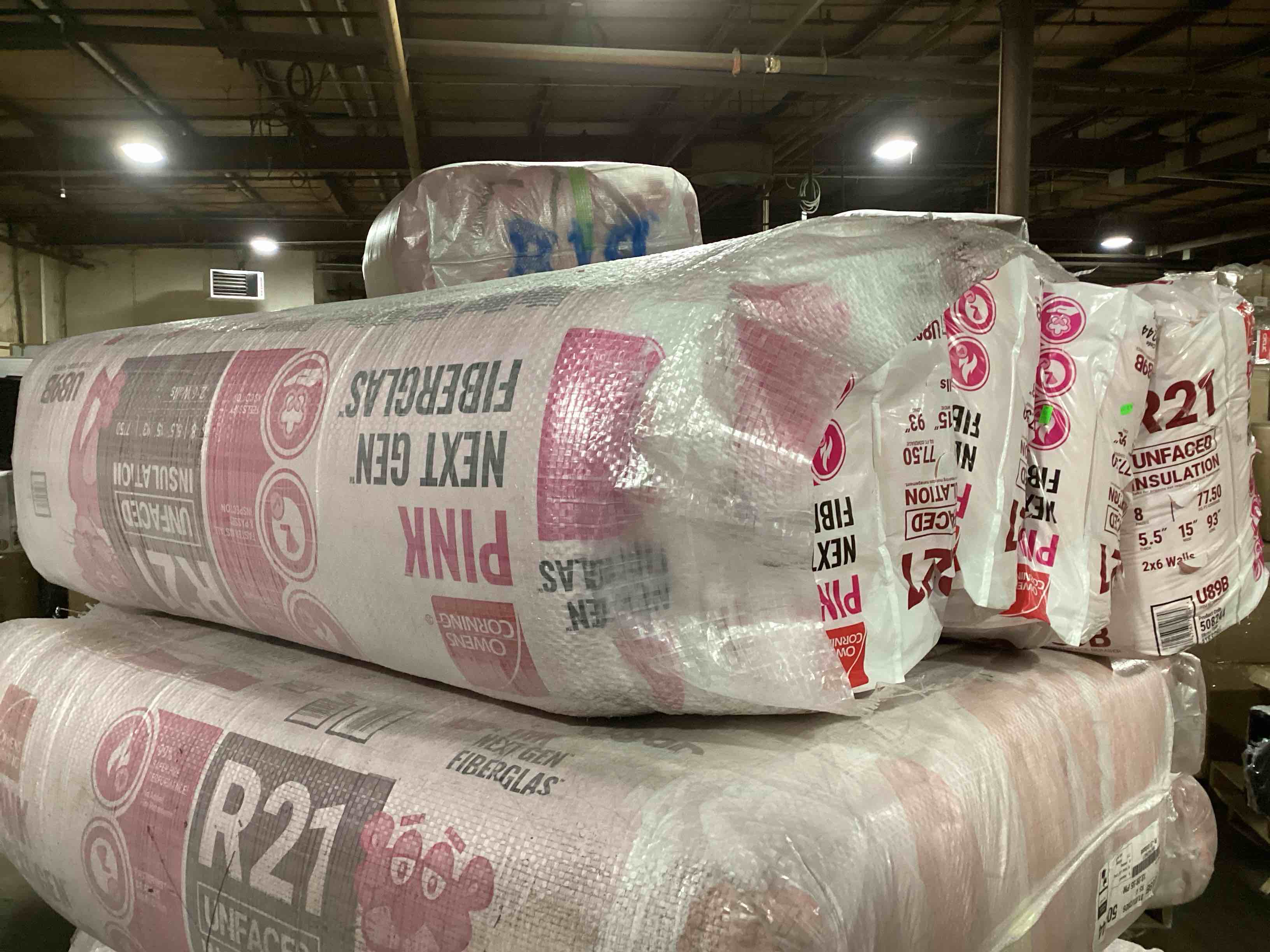 5 Bags of Owen’s Corning R-21 Pink Next Gen Fiberglass Unfaced Batt Insulation, 5.5in x 15in x 93in, 8 Pieces Per Bag And 77.50 Sq.Ft. Per Bag, Your Bid Per Bag