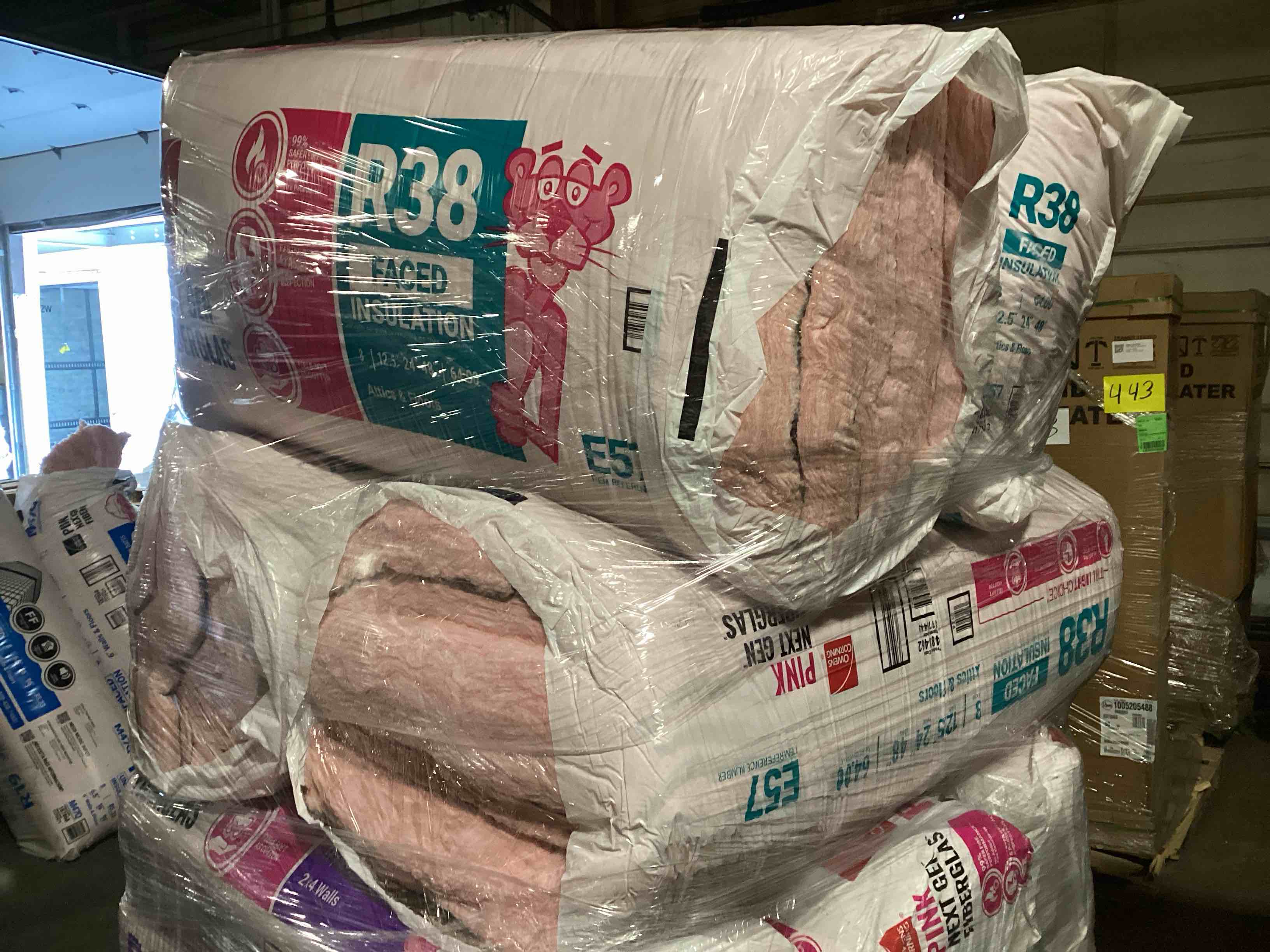4 Bags of Owen’s Corning R-38 Pink Next Gen Fiberglass Faced Batt Insulation, 12.5in x 24in x 48in, 8 Pieces Per Bag And 64.00 Sq.Ft. Per Bag, Your Bid Per Bag