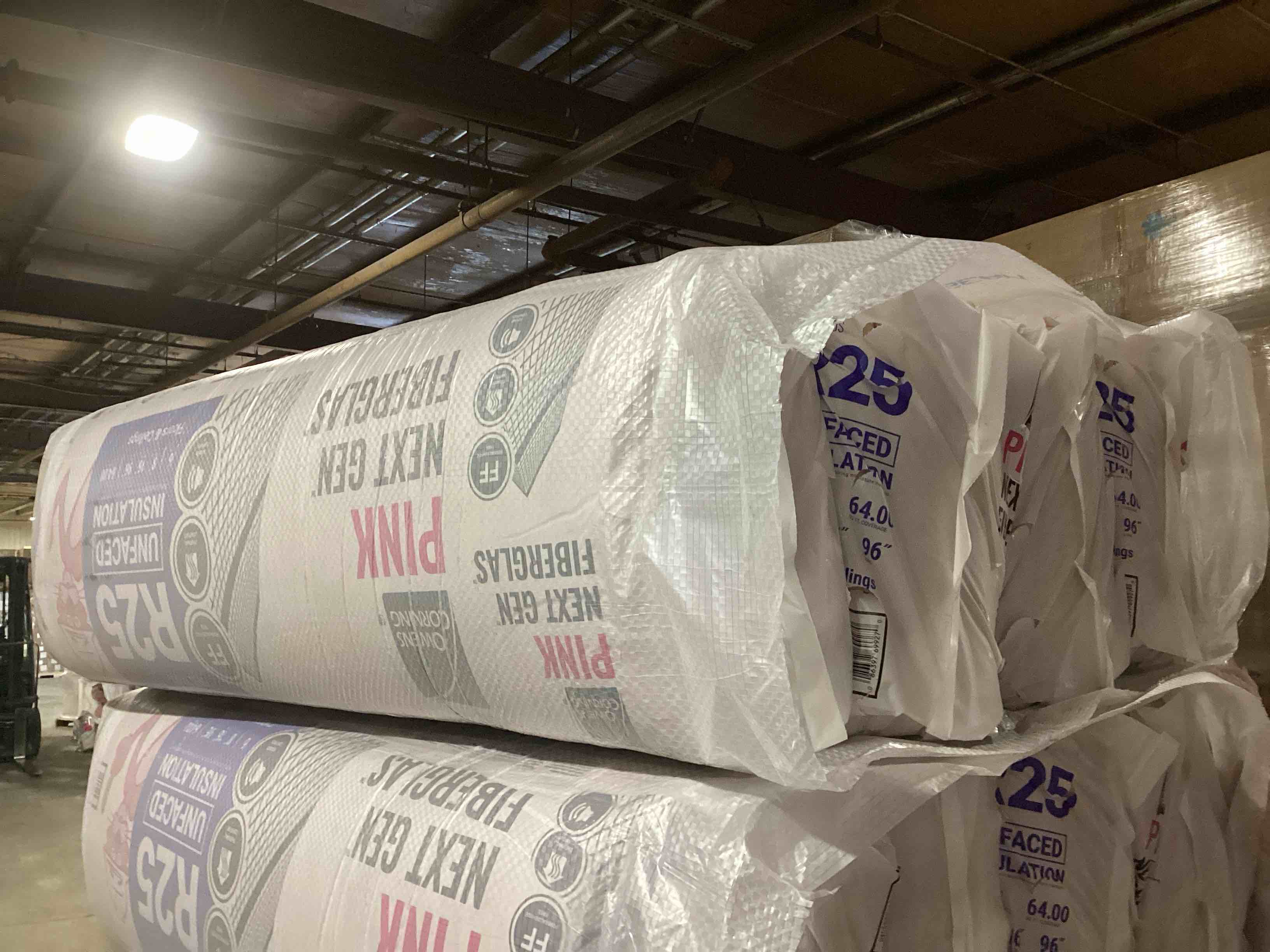 4 Bags of Owen’s Corning R-25 Pink Next Gen Fiberglass Unfaced Batt Insulation, 8in x 16in x 96in, 6 Pieces Per Bag And 64.00 Sq.Ft. Per Bag, Your Bid Per Bag