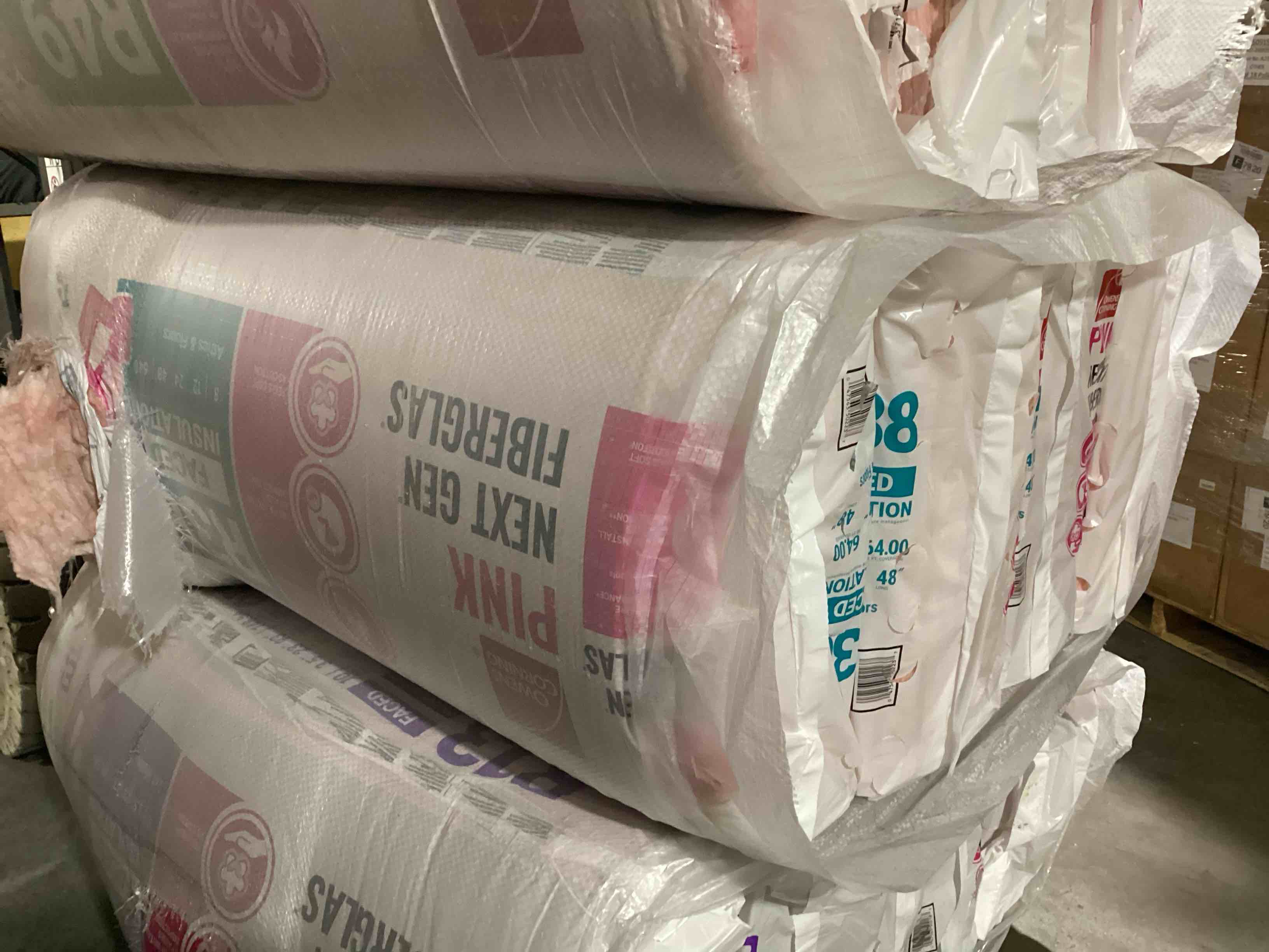 4 Bags of Owen’s Corning R-38 Pink Next Gen Fiberglass Faced Batt Insulation, 12in x 24in x 48in, 8 Pieces Per Bag And 64.00 Sq.Ft. Per Bag, Your Bid Per Bag