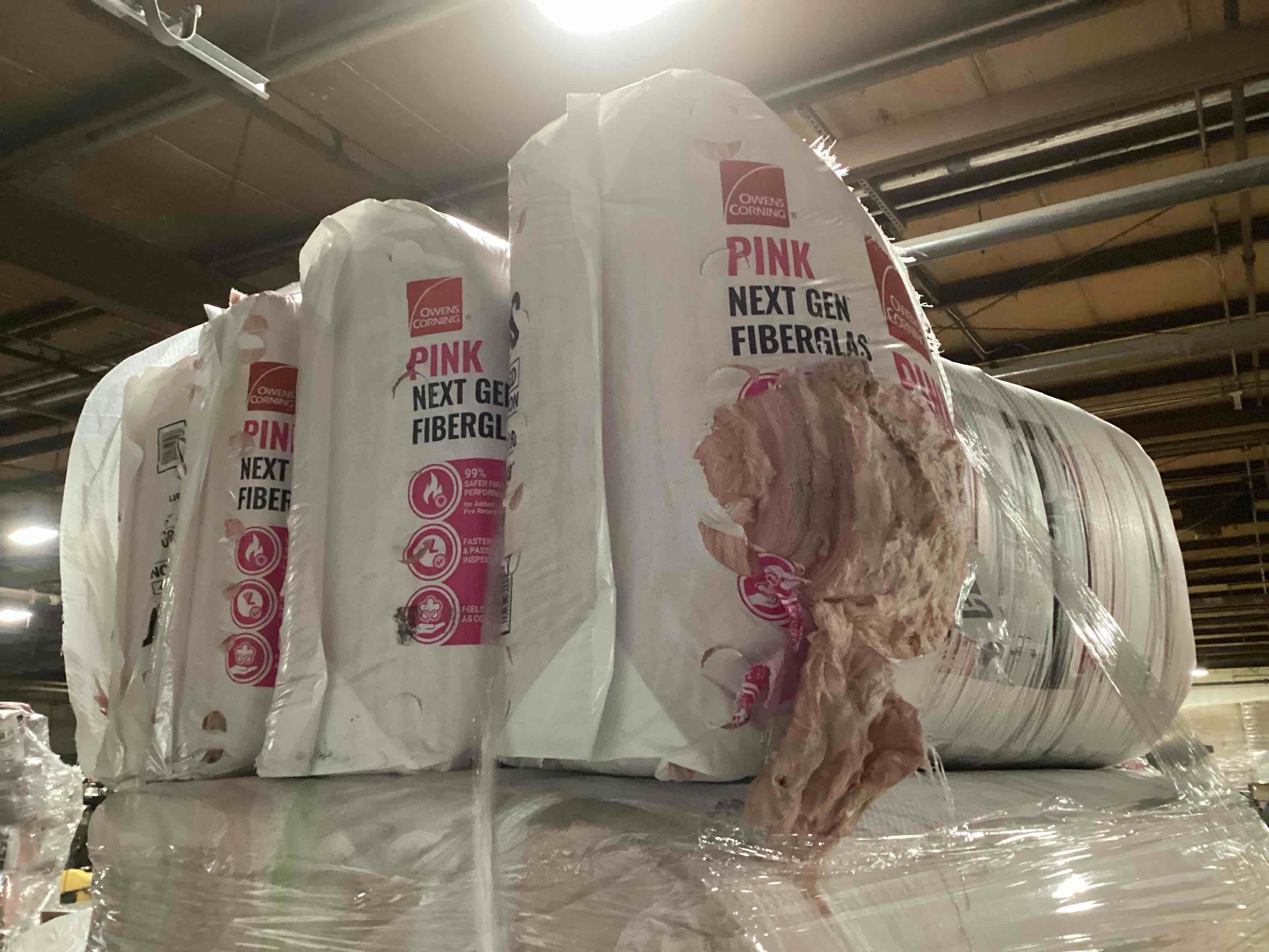 4 Bags of Owen’s Corning R-30 Pink Next Gen Fiberglass Unfaced Batt Insulation, 9.5in x 24in x 48in, 10 Pieces Per Bag And 80.00 Sq.Ft. Per Bag, Your Bid Per Bag