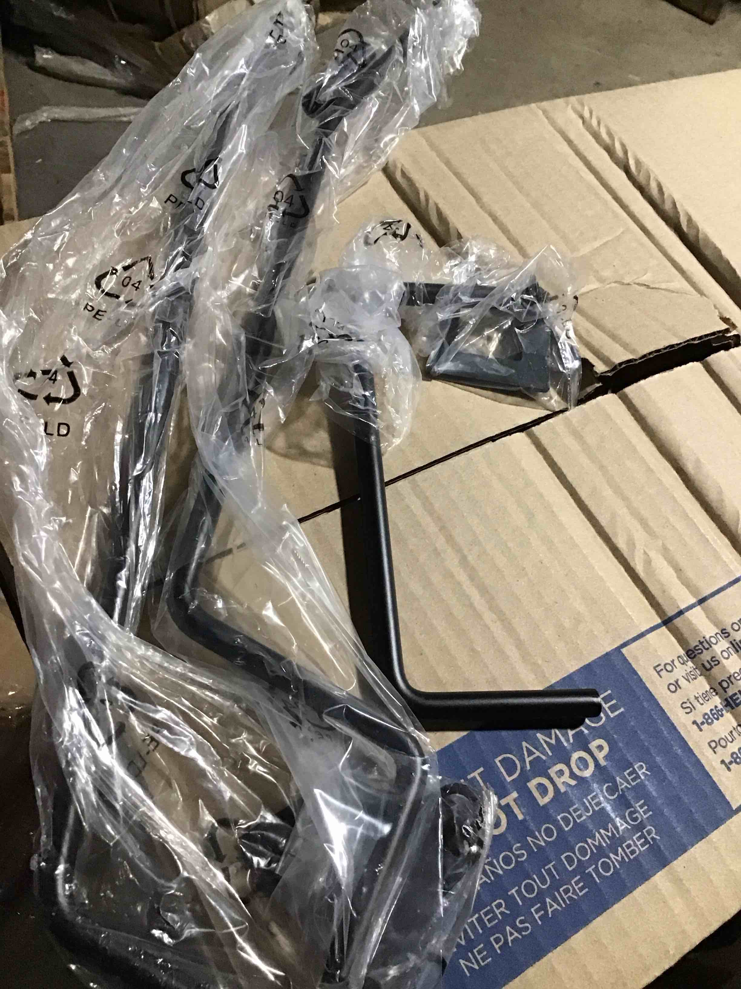 Condition photo showing Good Condition for Camping Lantern Stand, Portable 5 Sections Lamp Pole with Storage Bag, Camping Light Ha