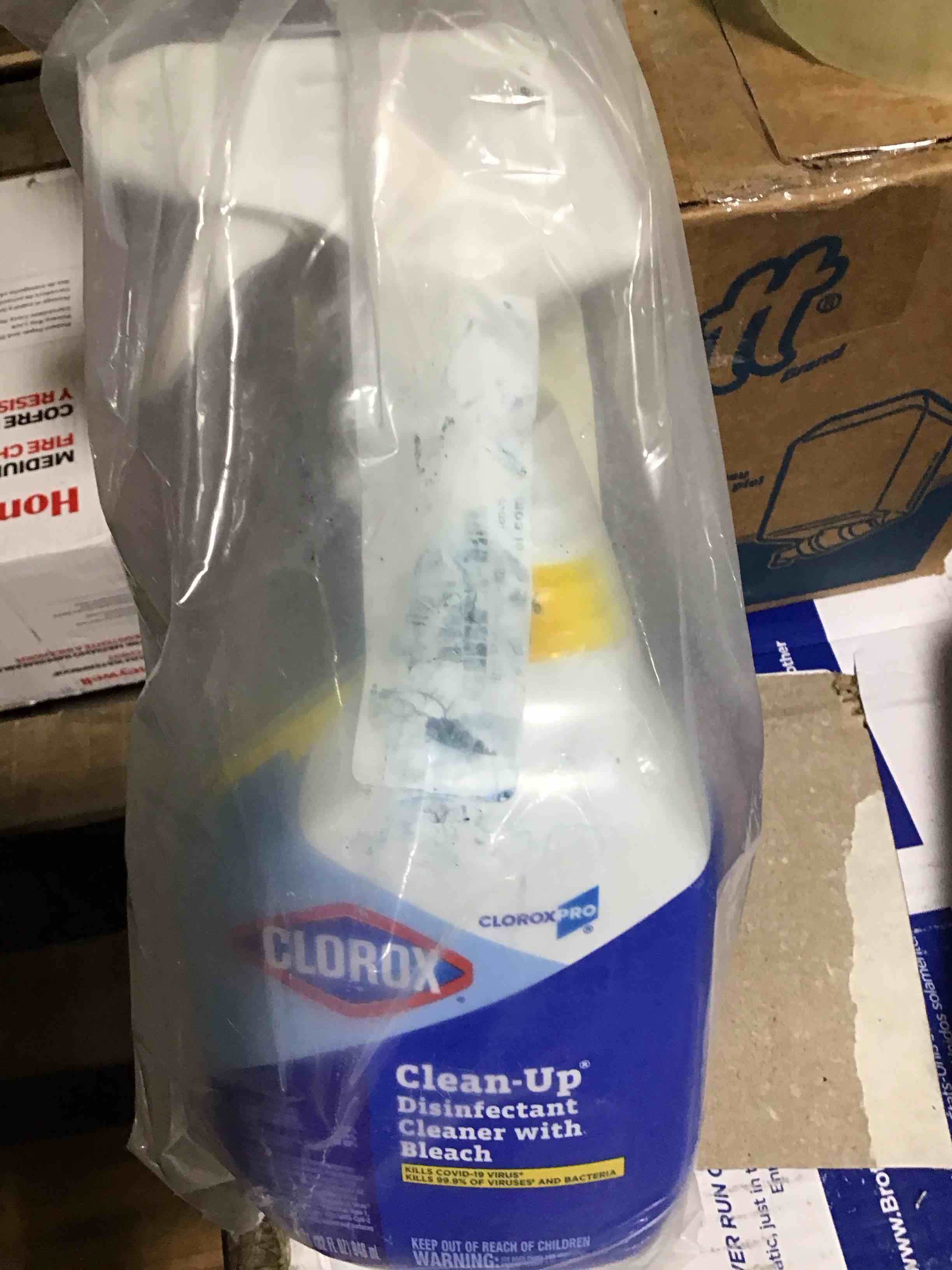 Condition photo showing Good Condition for Clorox Clean-Up Disinfectant Cleaner with Bleach 32oz Smart Tube Spray 2 pcs )