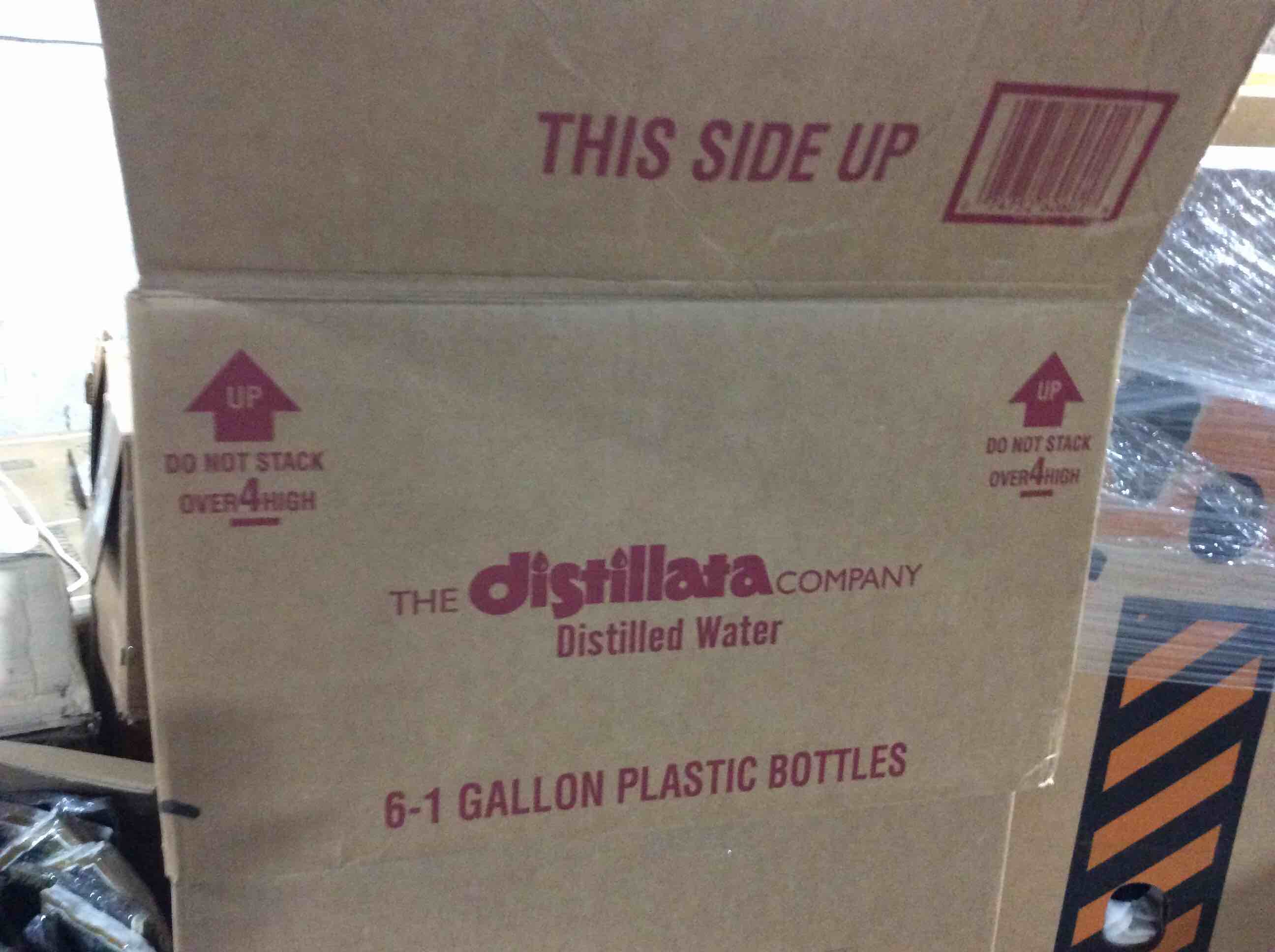 Condition photo showing Good Condition for box lot of miscellaneous items 