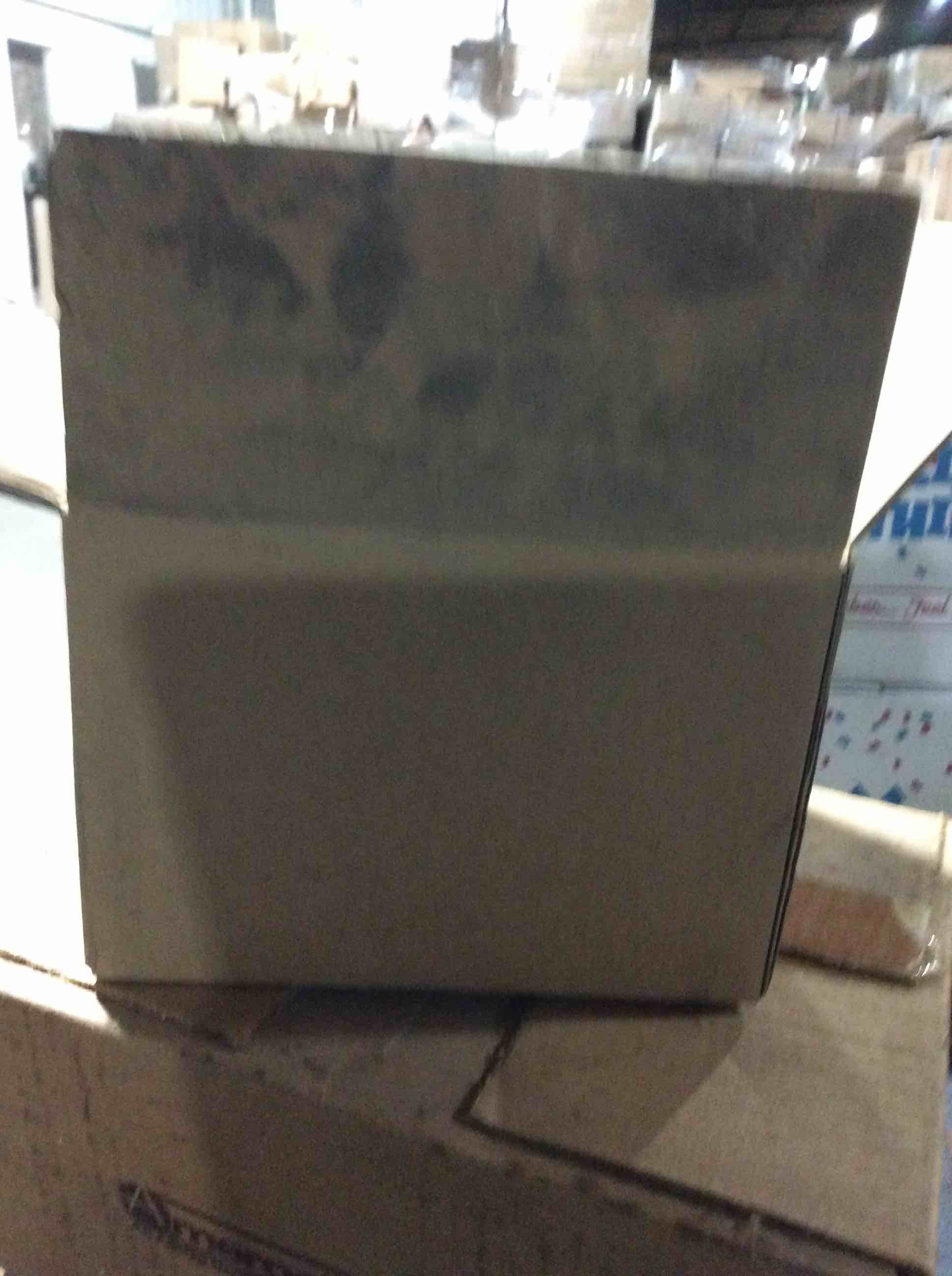 Condition photo showing Good Condition for box of 10 assortment door handle 