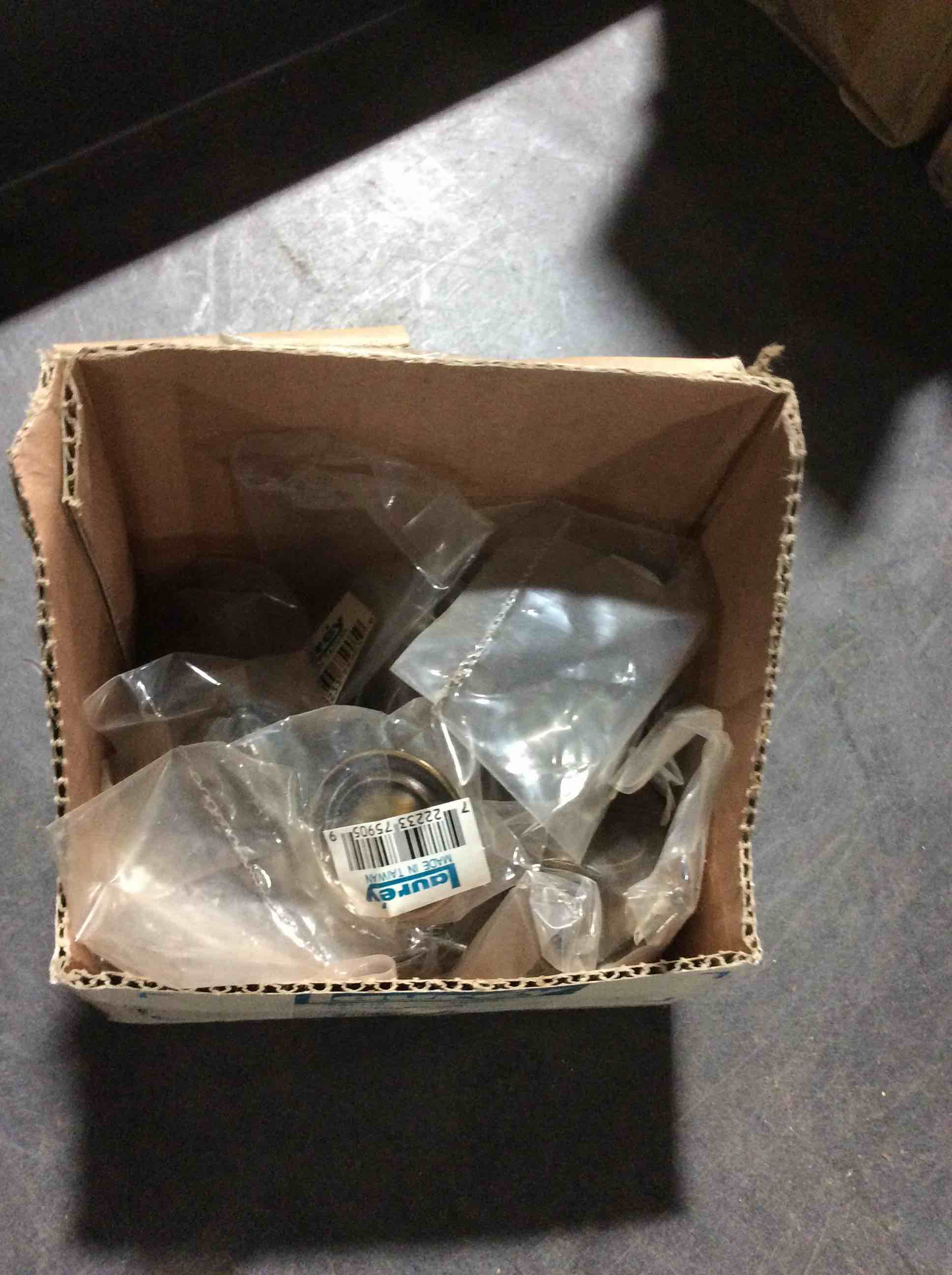 box of 25 assortment door handle 