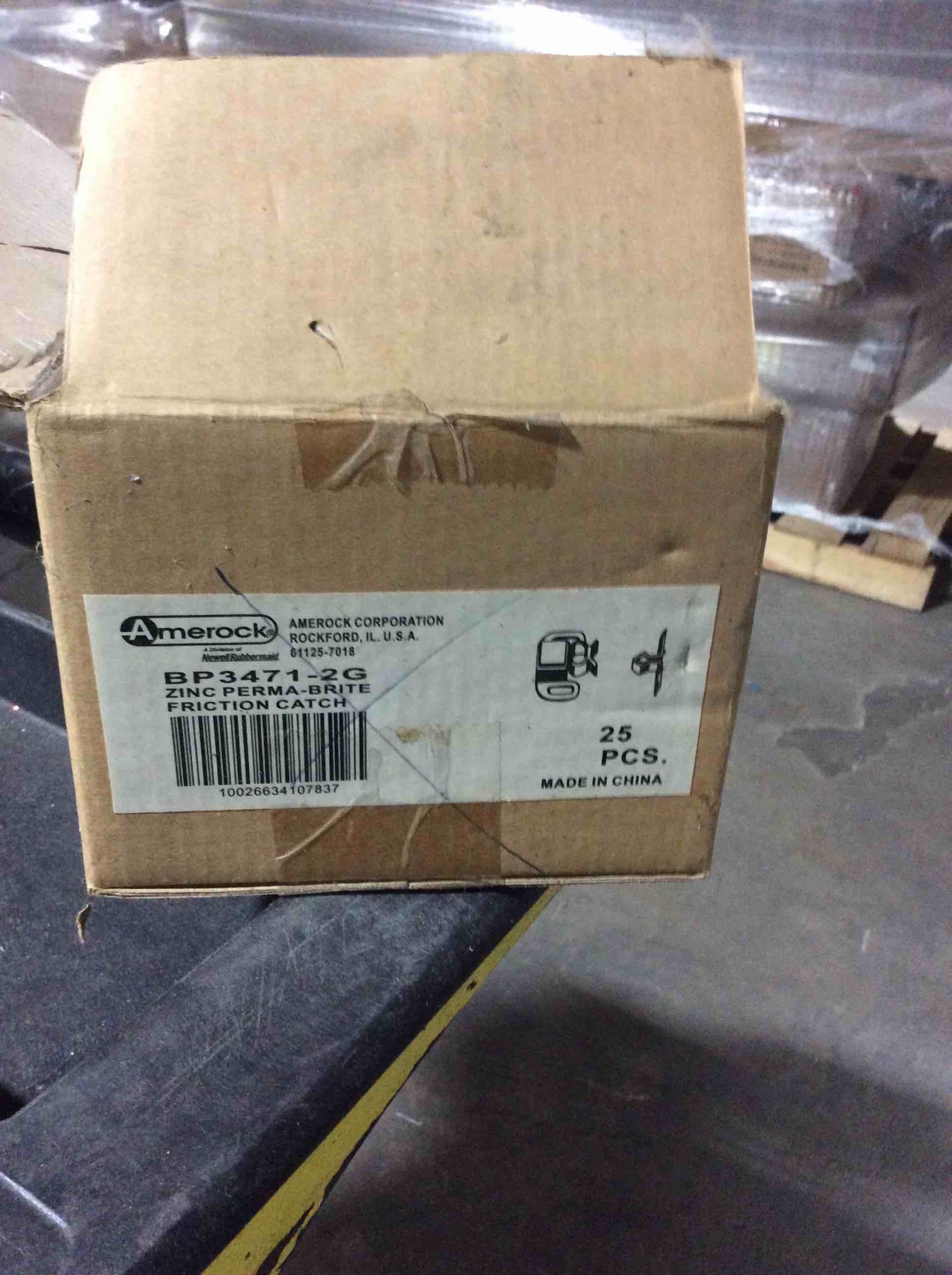 Condition photo showing Good Condition for box of 25 assortment door handle 