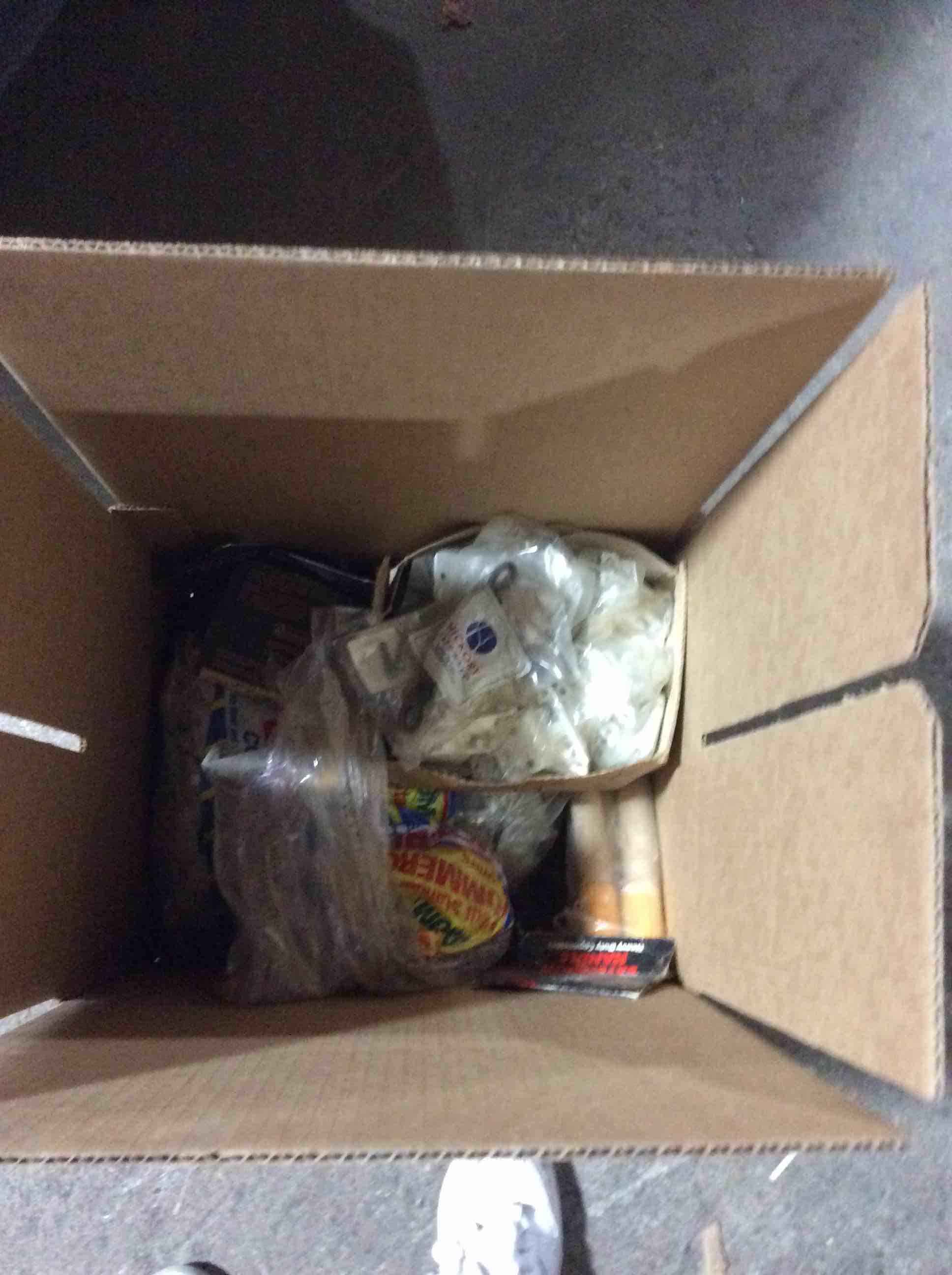 box of 100 assortment door handle 