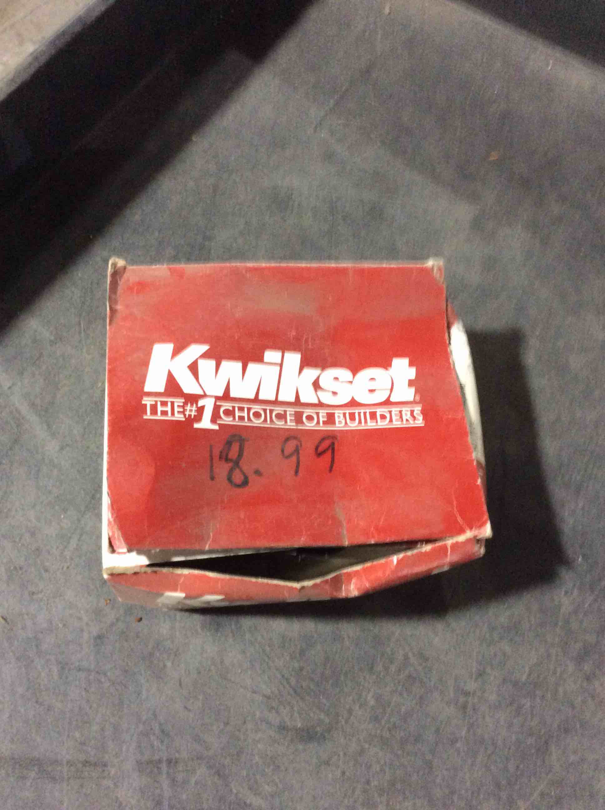 Condition photo showing Good Condition for box of 1 assortment door handle 