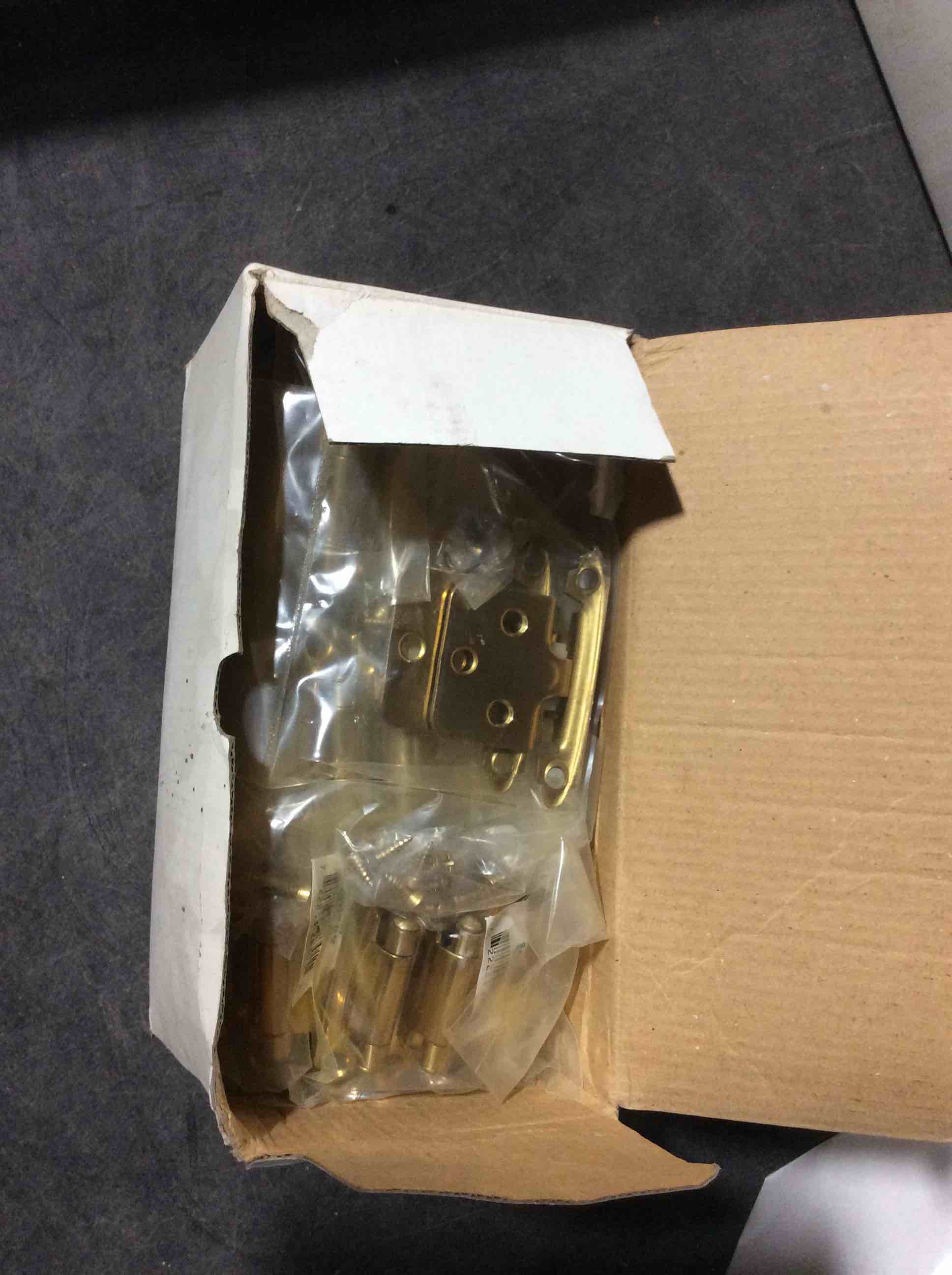 box of 25 assortment door handl 