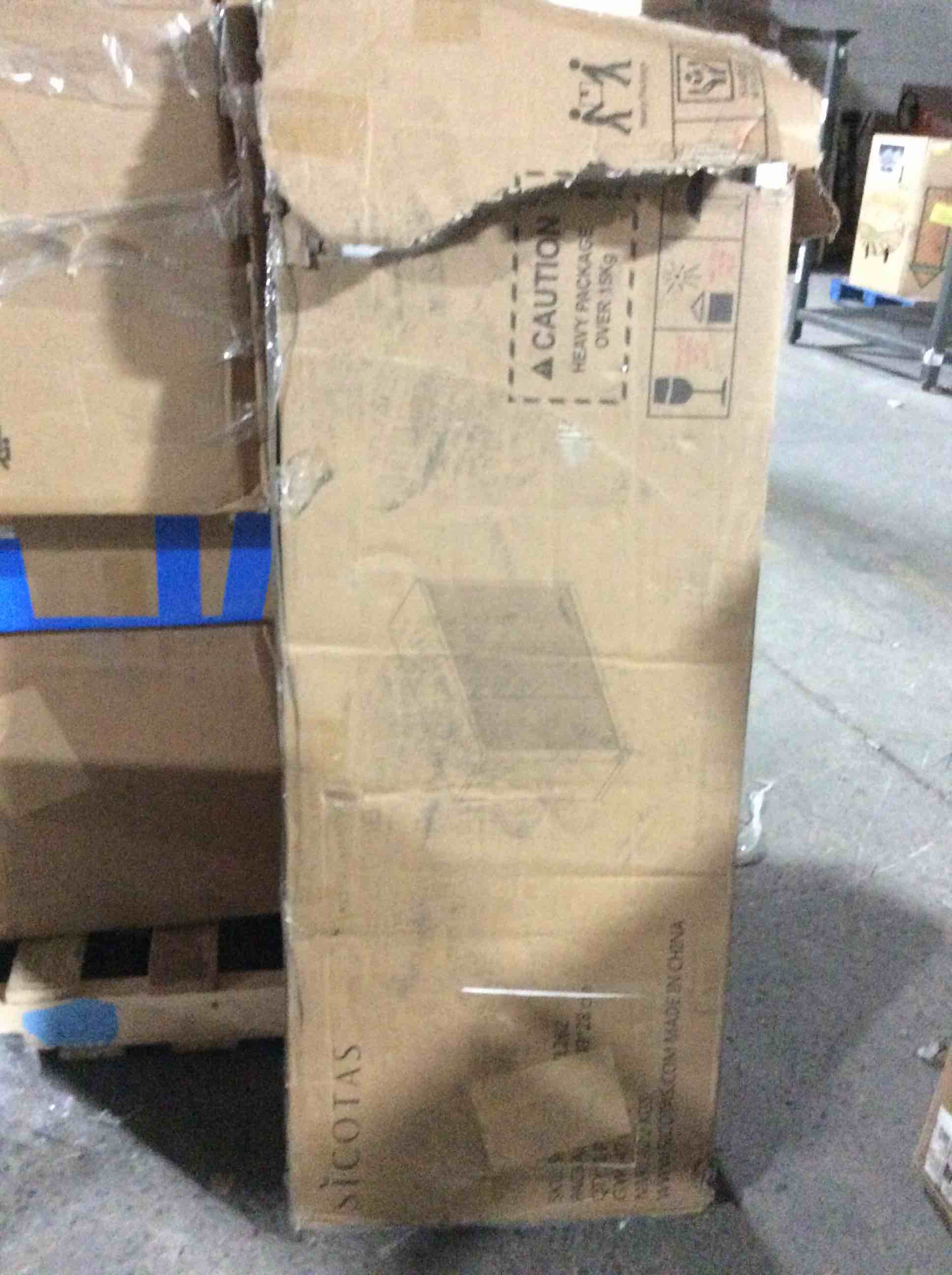 Condition photo showing Good Condition for cesiro 46.65 W sideboard with 3 F