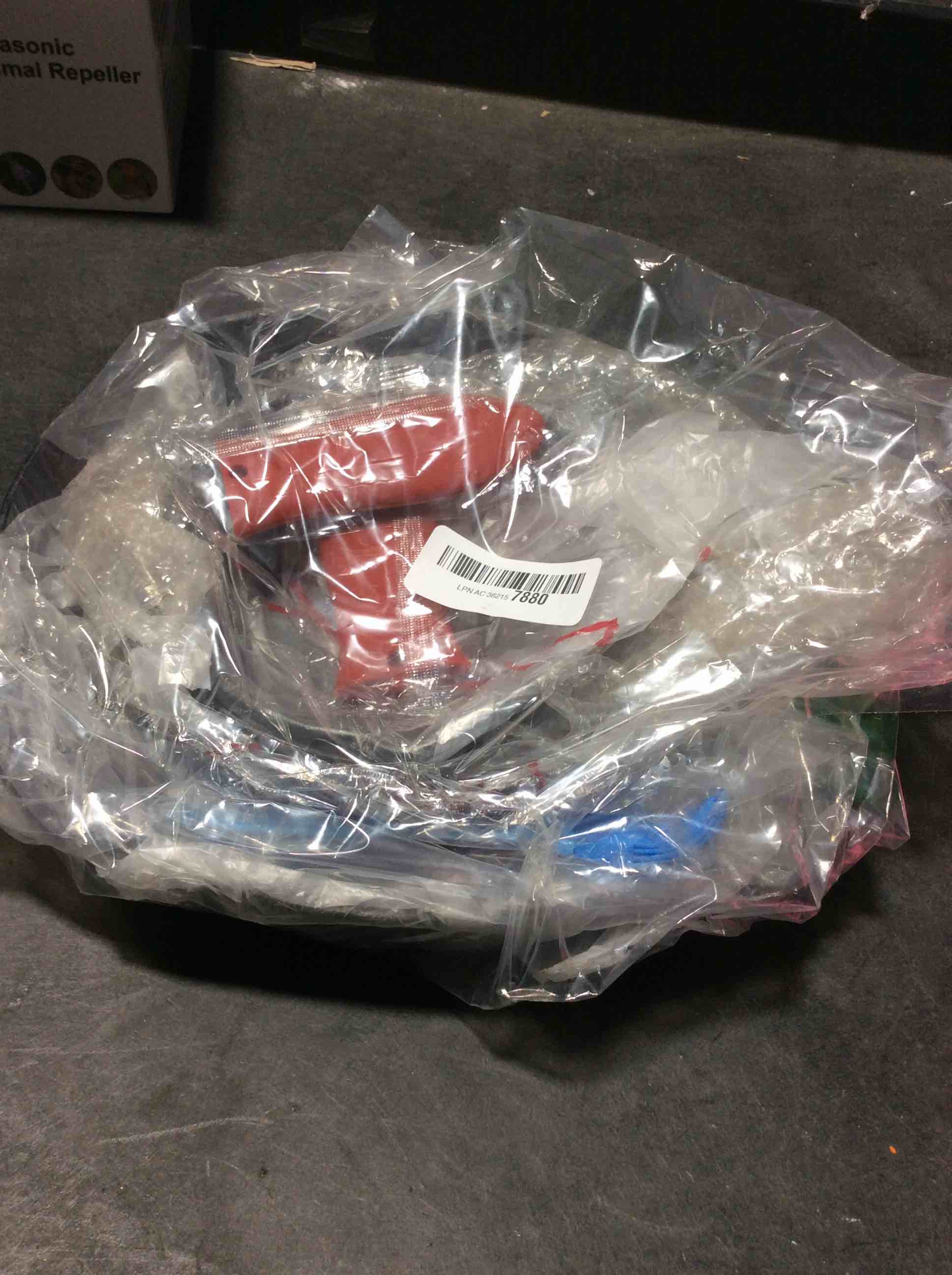 Condition photo showing Good Condition for Pre-Seasoned Cast Iron Skillet Set of 3 | 6", 8" & 10" Cast Iron Frying Pans with 3 Heat-Resistant Holders & Oil Brush - Indoor and Outdoor Use - Oven Grill Stovetop Induction Safe Cookware