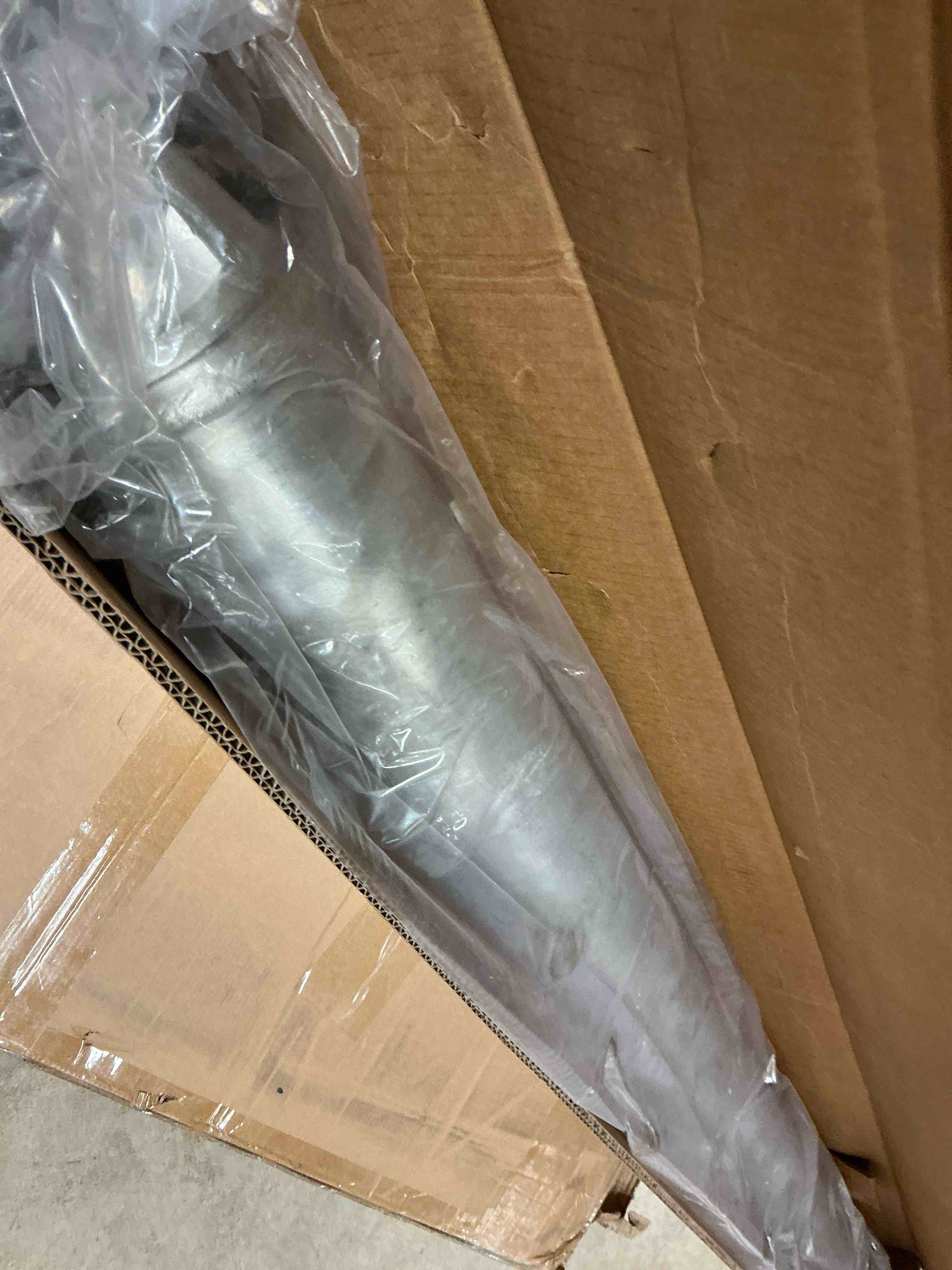 Condition photo showing Good Condition for A-Premium Rear Drive Shaft Driveshaft Assembly Compatible with Chevrolet & GMC, Suburban 2500 Yukon XL 2500 2008-2013 [130.0" WB], Express 2500 3500 Savana 2500 3500 2010-2017 [135.0" WB], RWD