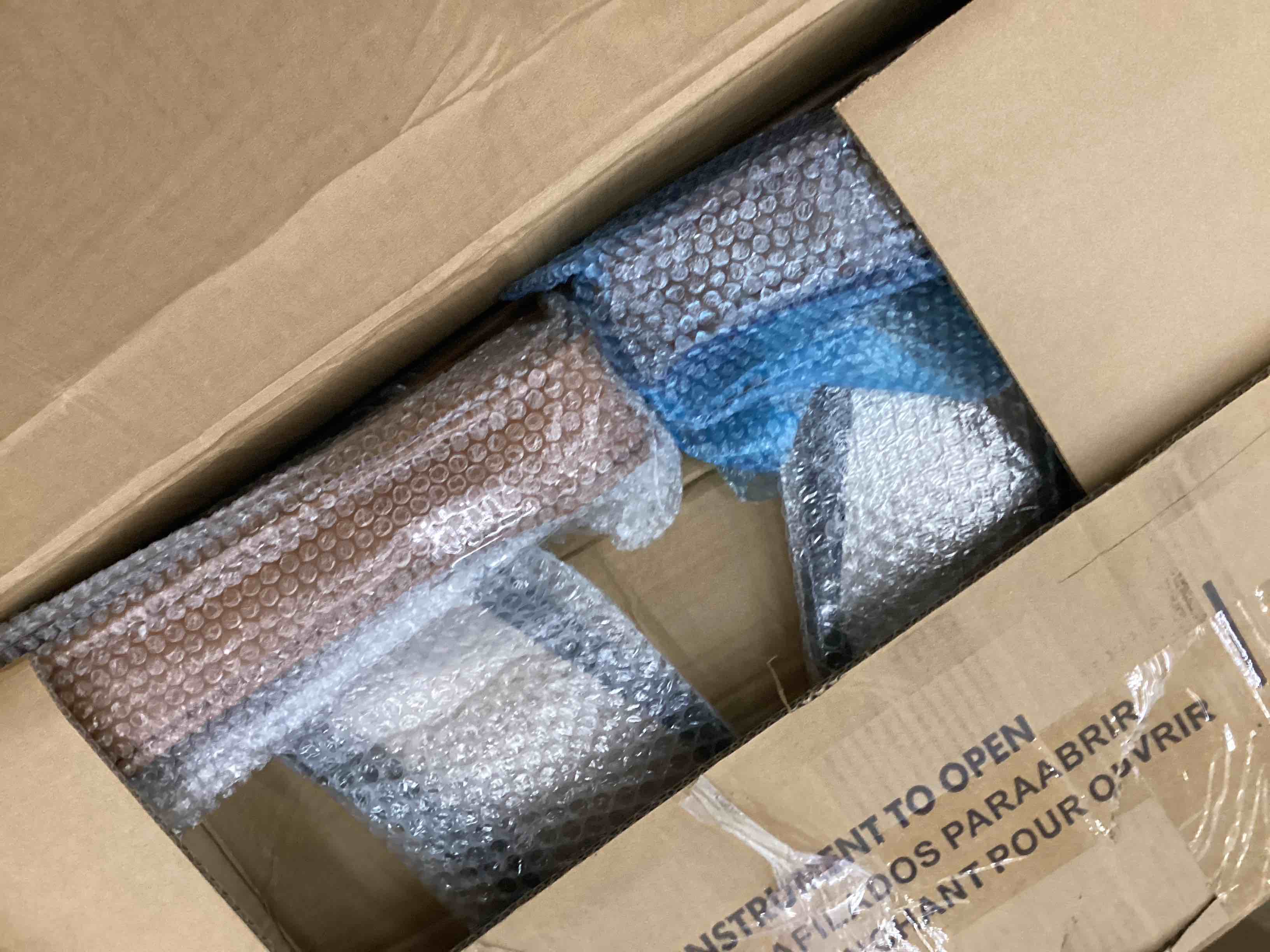 https://s3.amazonaws.com/lotting-images-prod/bidfta/TEA3948593_1778781895738.jpeg