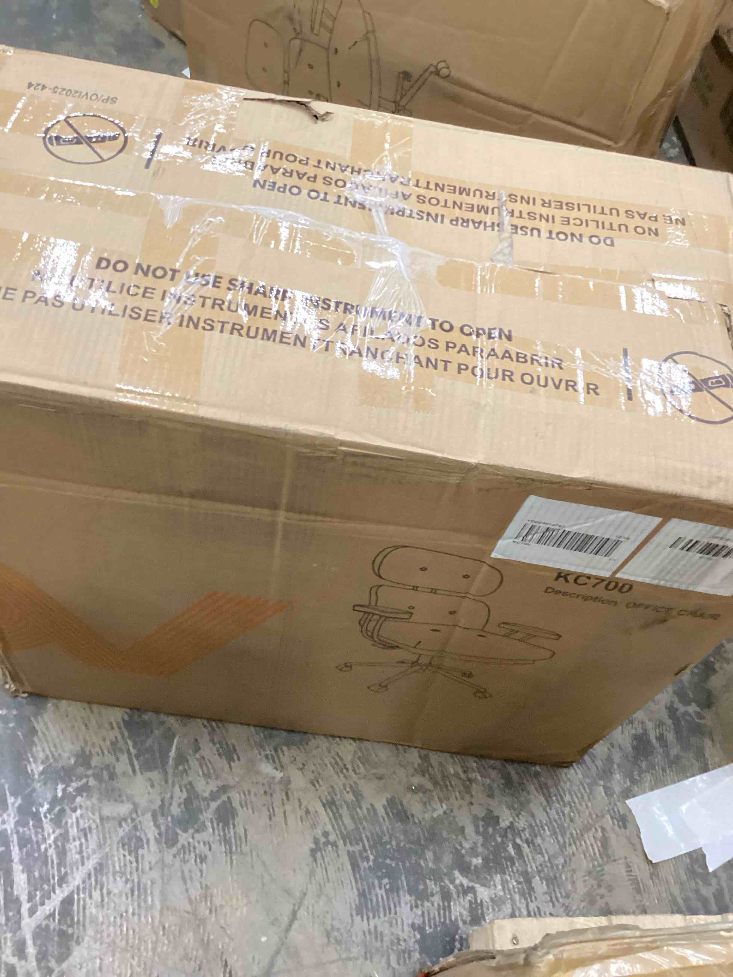 https://s3.amazonaws.com/lotting-images-prod/bidfta/TEA3948593_1778781898111.jpeg