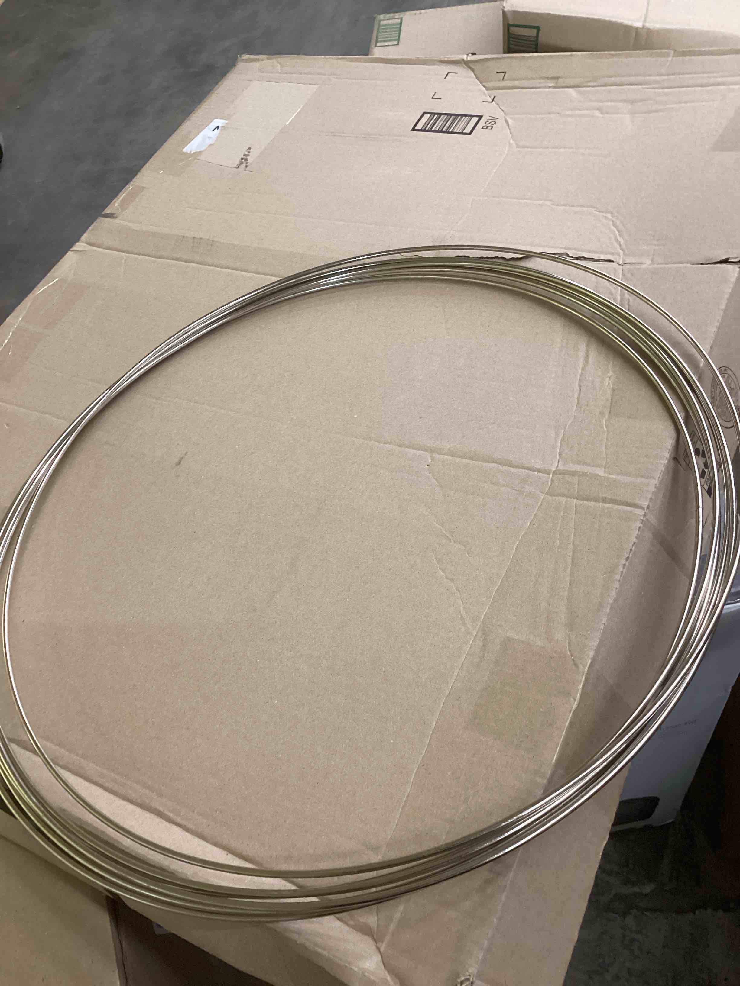 Condition photo showing New/Like New for  6 Pack  Floral Wreath Hoops, Silver Metal Rings for Making Wedding Wreath Decor and Wall Hanging Craft Amazon's Choice