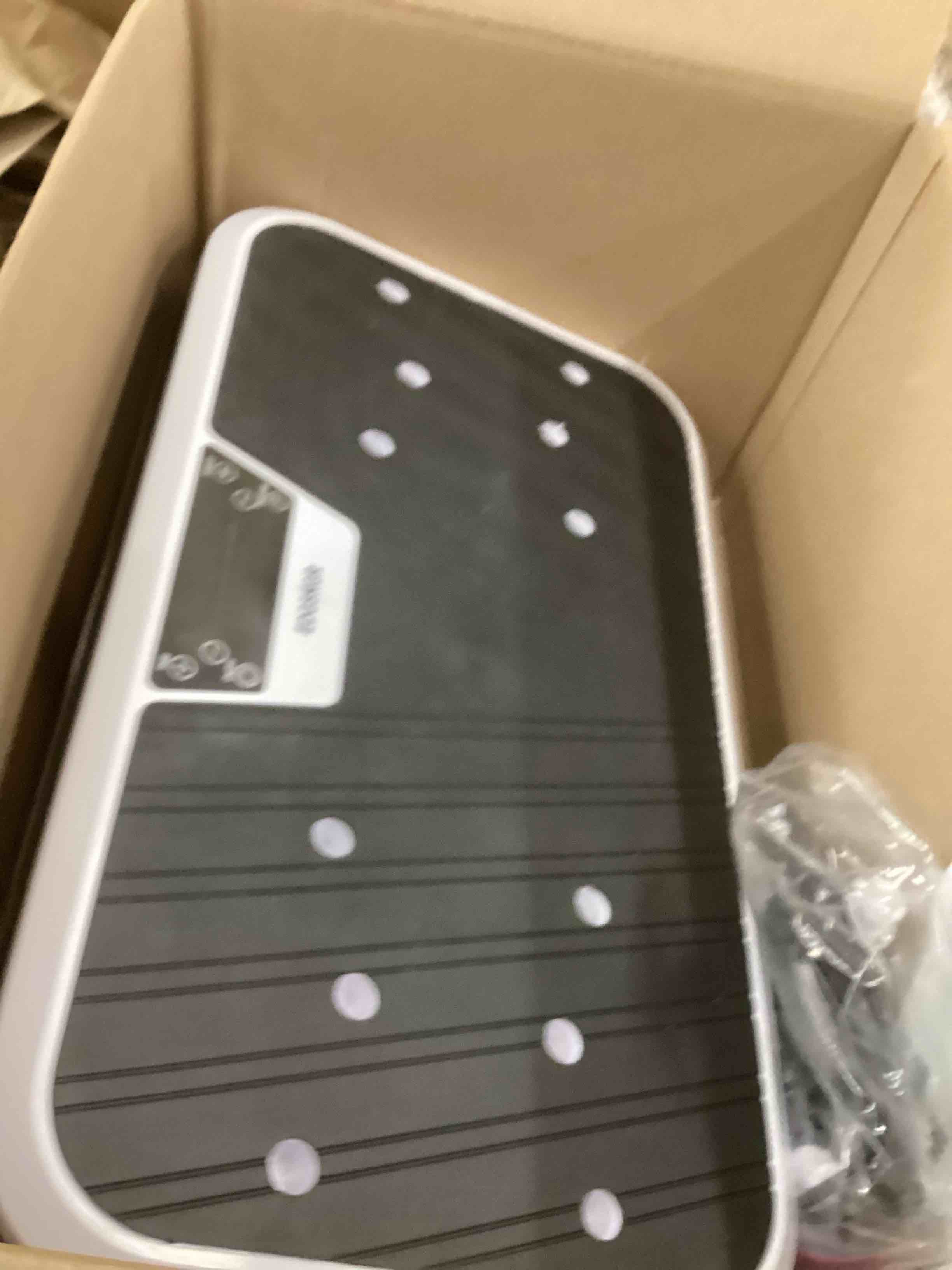 Condition photo showing As Is for edgskgr crazy fit massage ,white