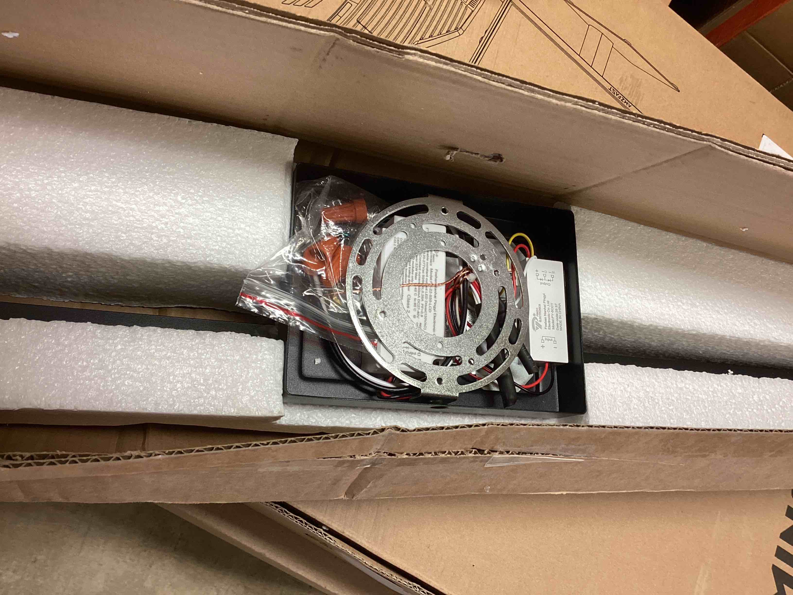 Condition photo showing As Is for VOLISUN Modern Bathroom Vanity Light 39.4 inch, Rotatable, 24W Dimmable 5CCT Led Bathroom Light Fixture Over Mirror, Black Bar Vanity Light for Bathroom Mirror Cabinets-ETL Certificated Black 39.4 inch